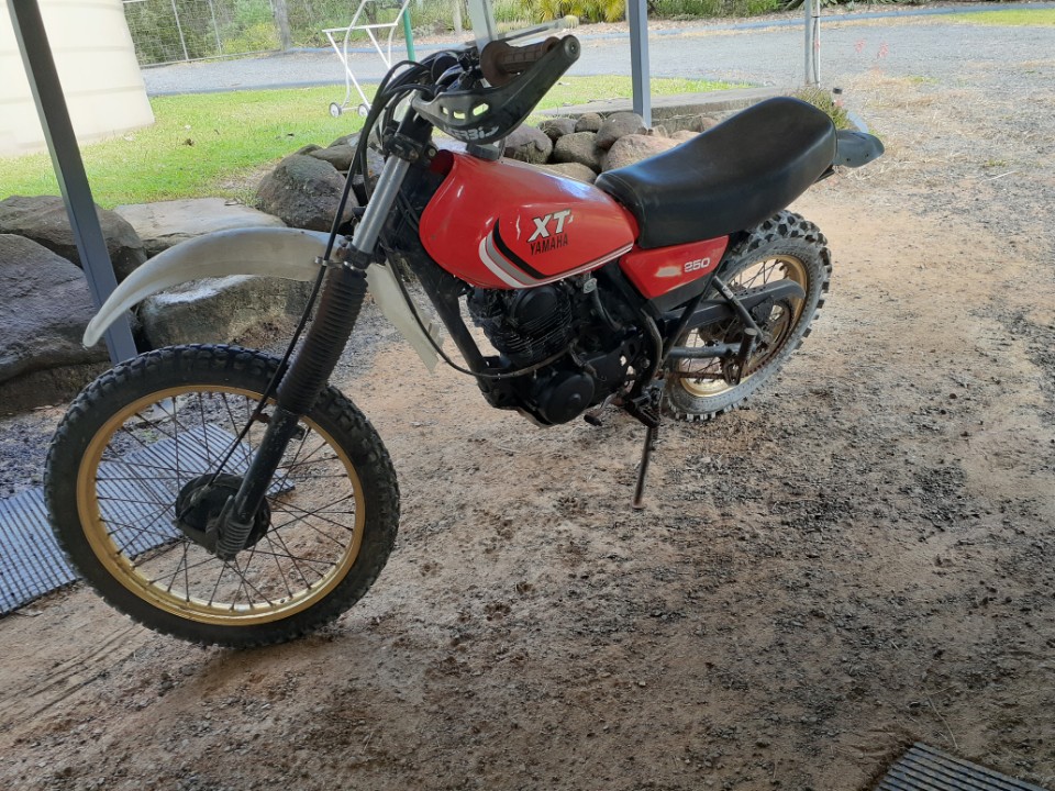 1981 YAMAHA XT250 TRAIL