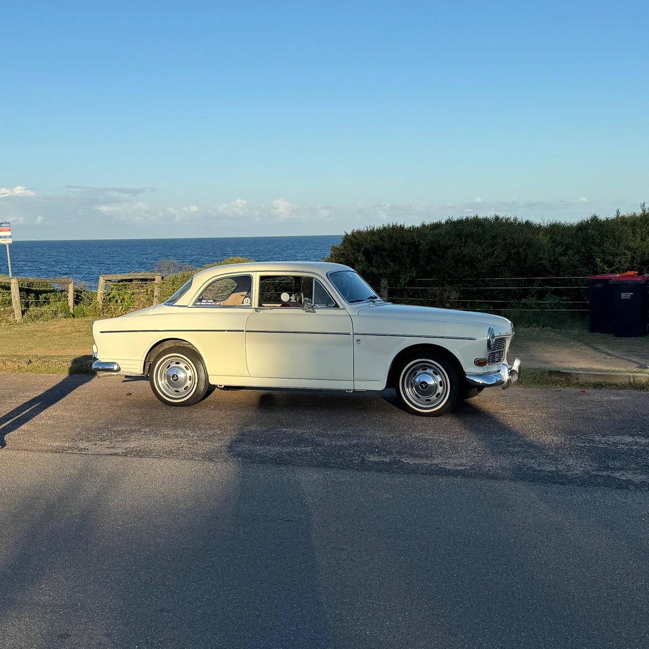 1966 VOLVO 1 22S AMAZON 2D SEDAN