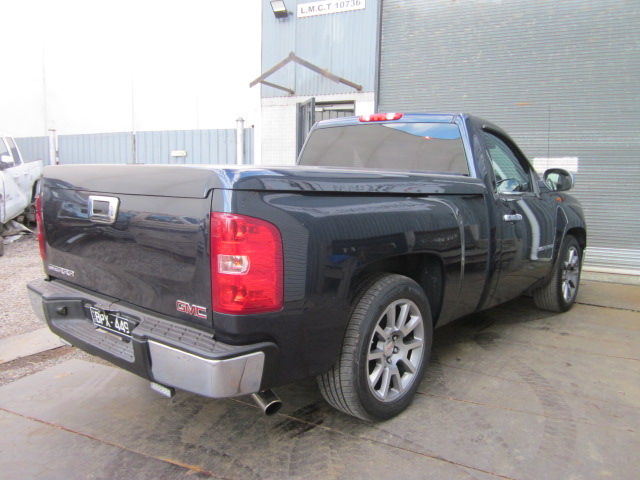 2008 GMC SIERRA AUTOMATIC SHORT BED SINGLE CAB UTILITY