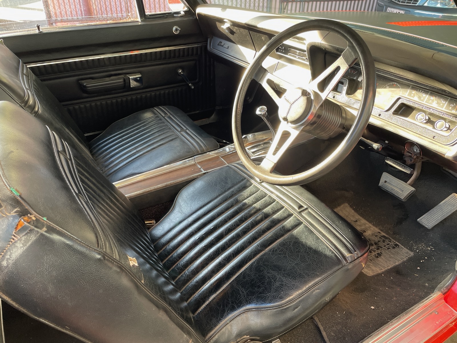 1971 CHRYSLER VALIANT VG AUTOMATIC 2D HARDTOP