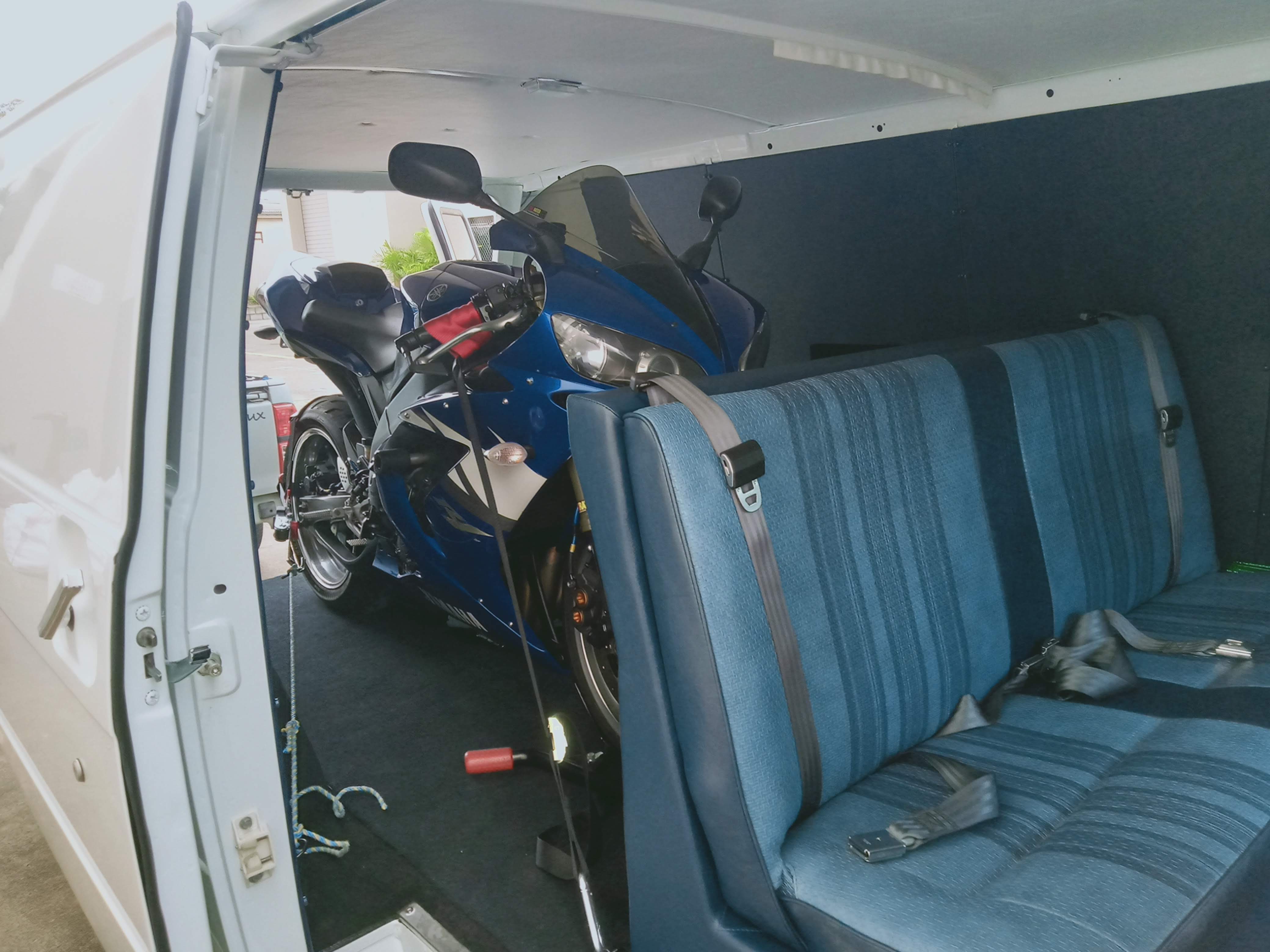 1984 CHEVROLET G10 VAN