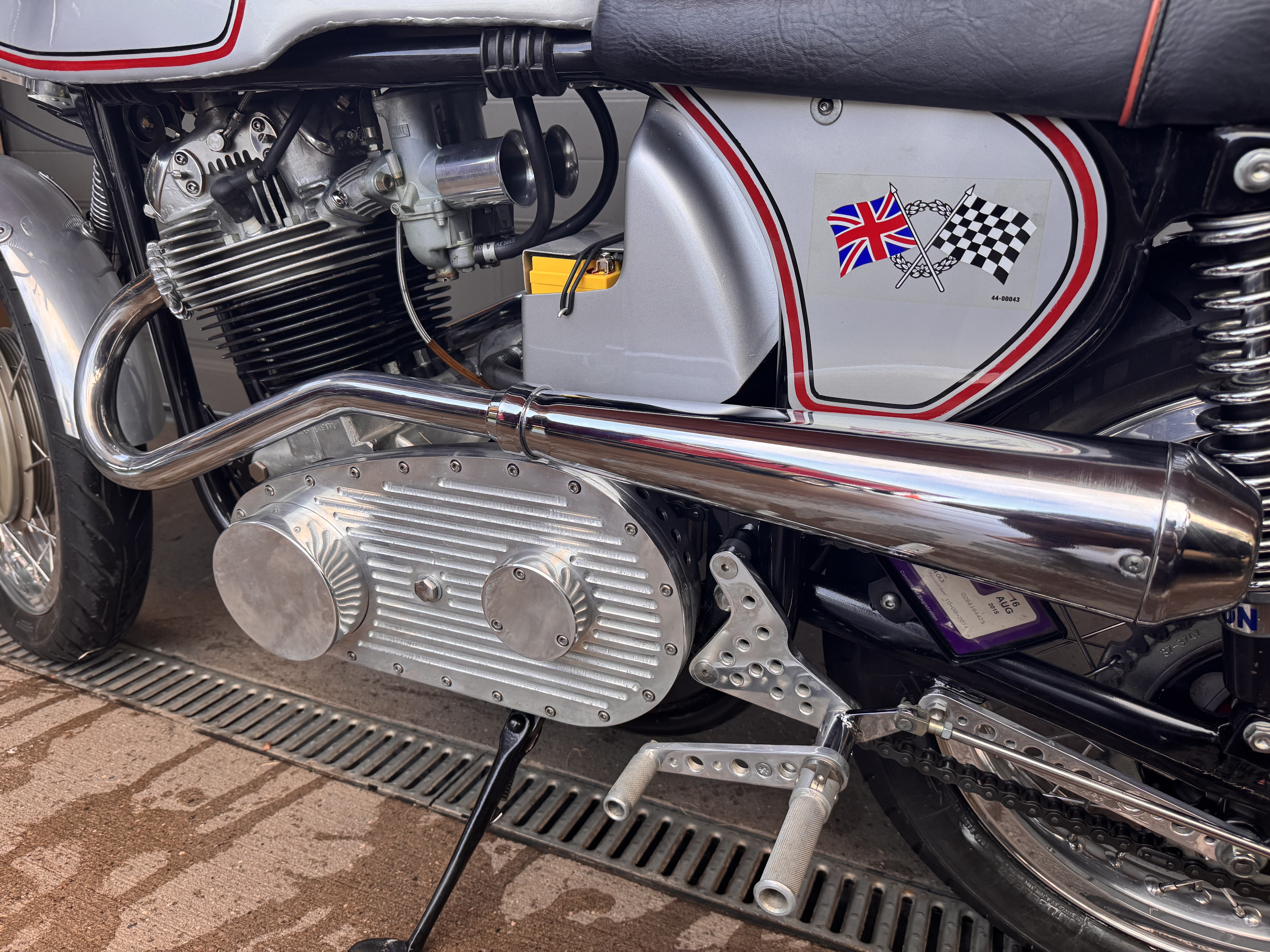 1964 NORTON 750 CAFE RACER