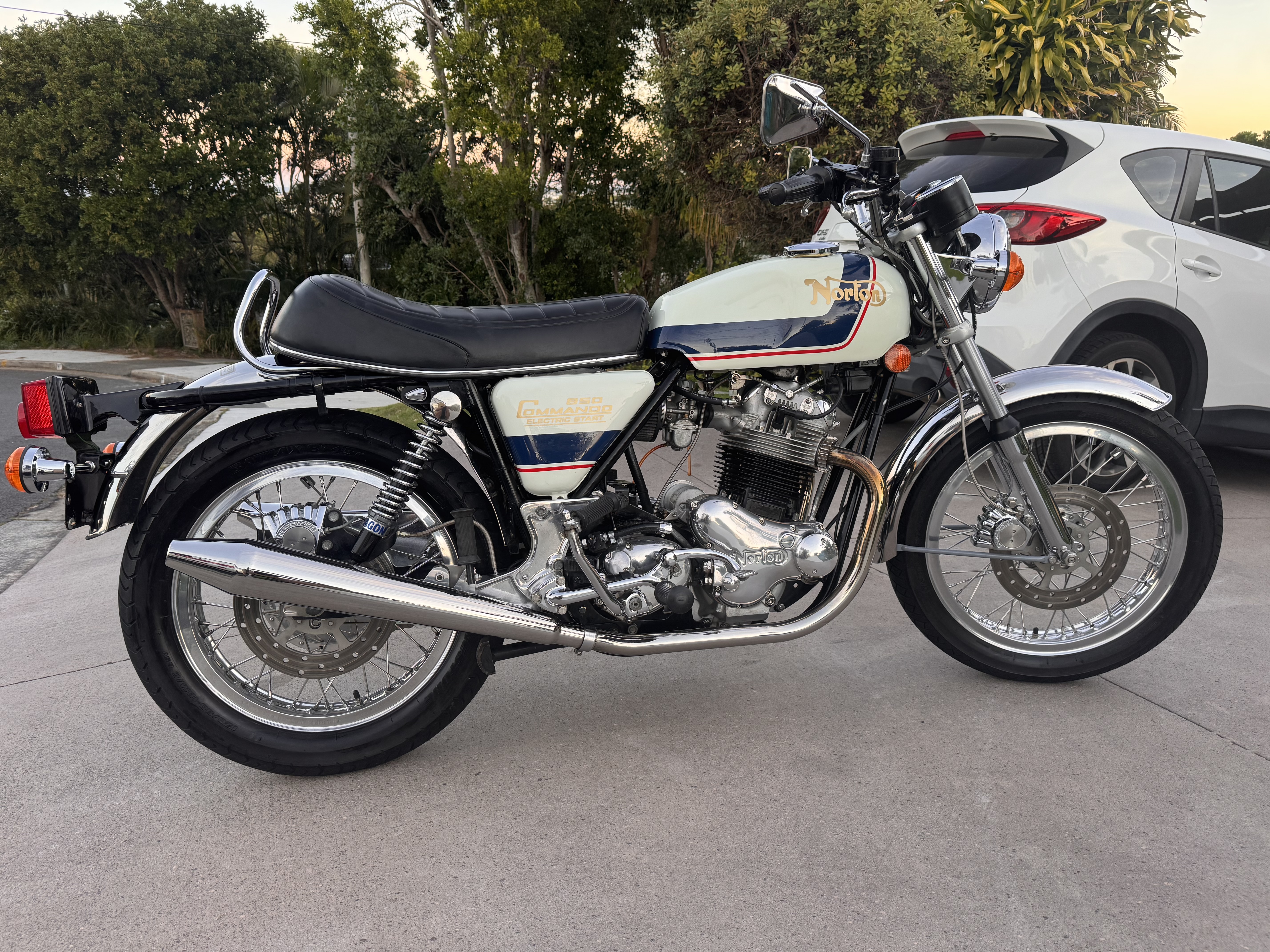 1975 NORTON COMMANDO 850 MK3 ROAD