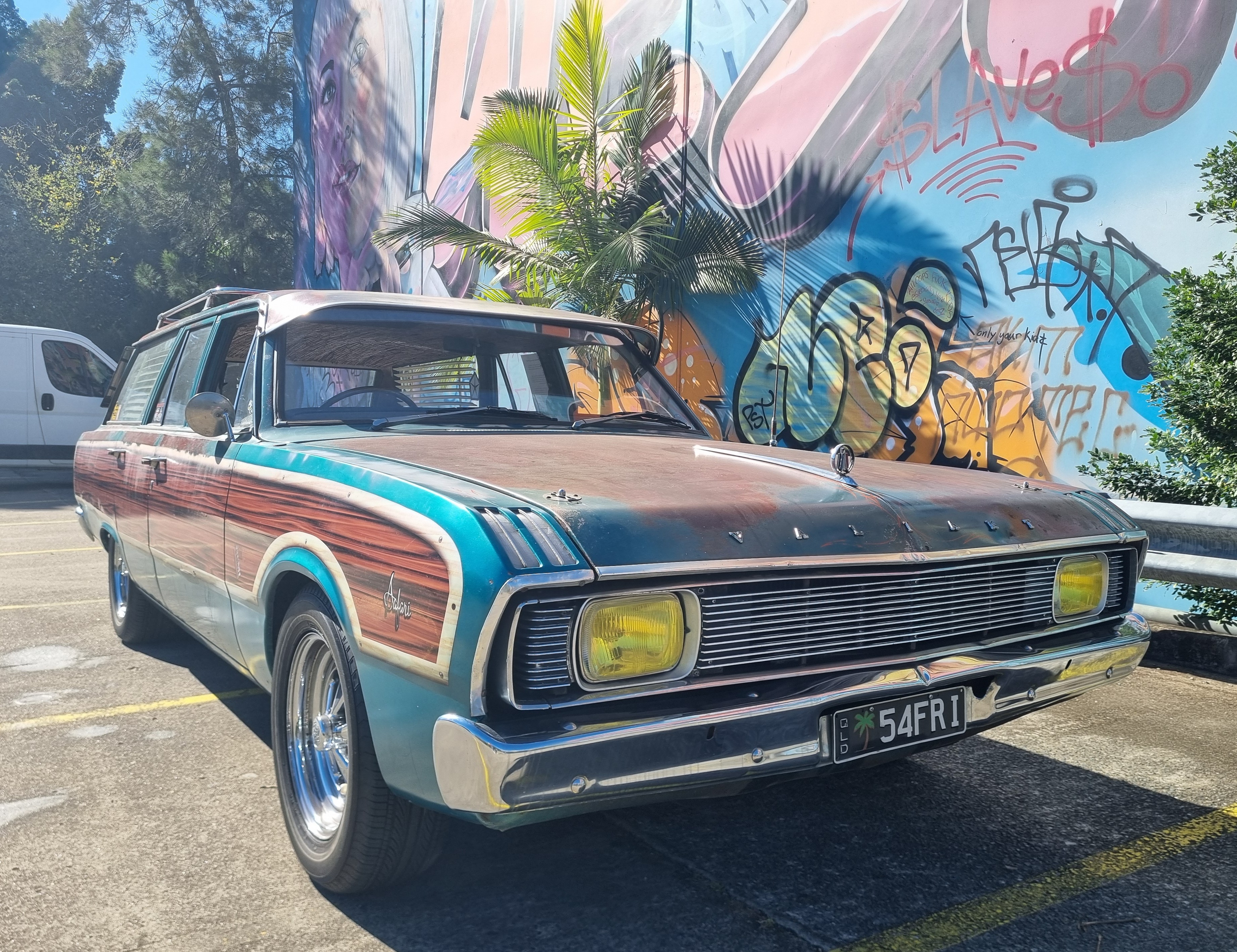 1970 CHRYSLER VALIANT VG SAFARI 3 SP AUTOMATIC 4D WAGON