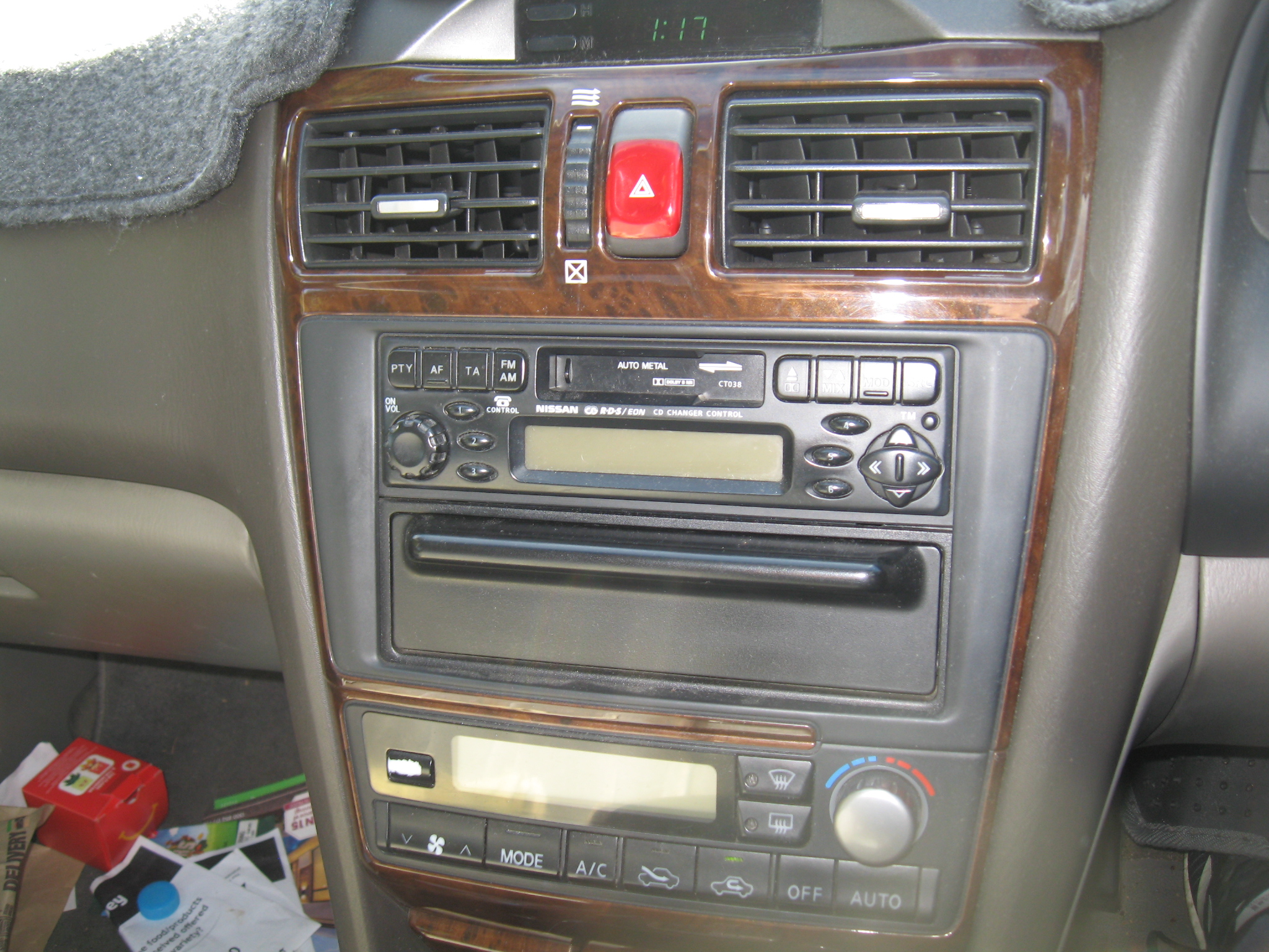 2001 NISSAN MAXIMA A33 ST 4 SP AUTOMATIC 4D SEDAN