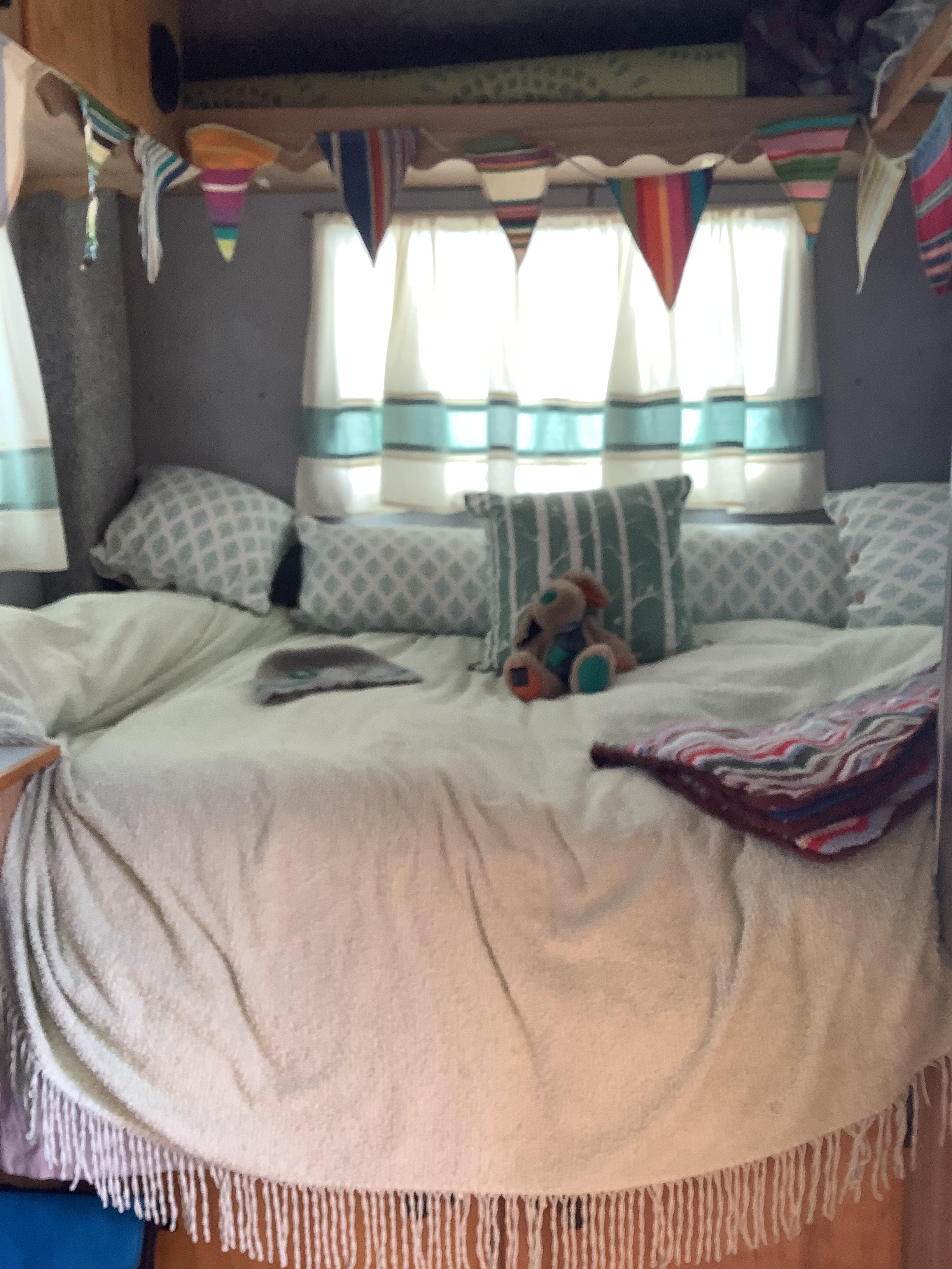 1972 VOLKSWAGEN TRANSPORTER SNAIL CAMPER