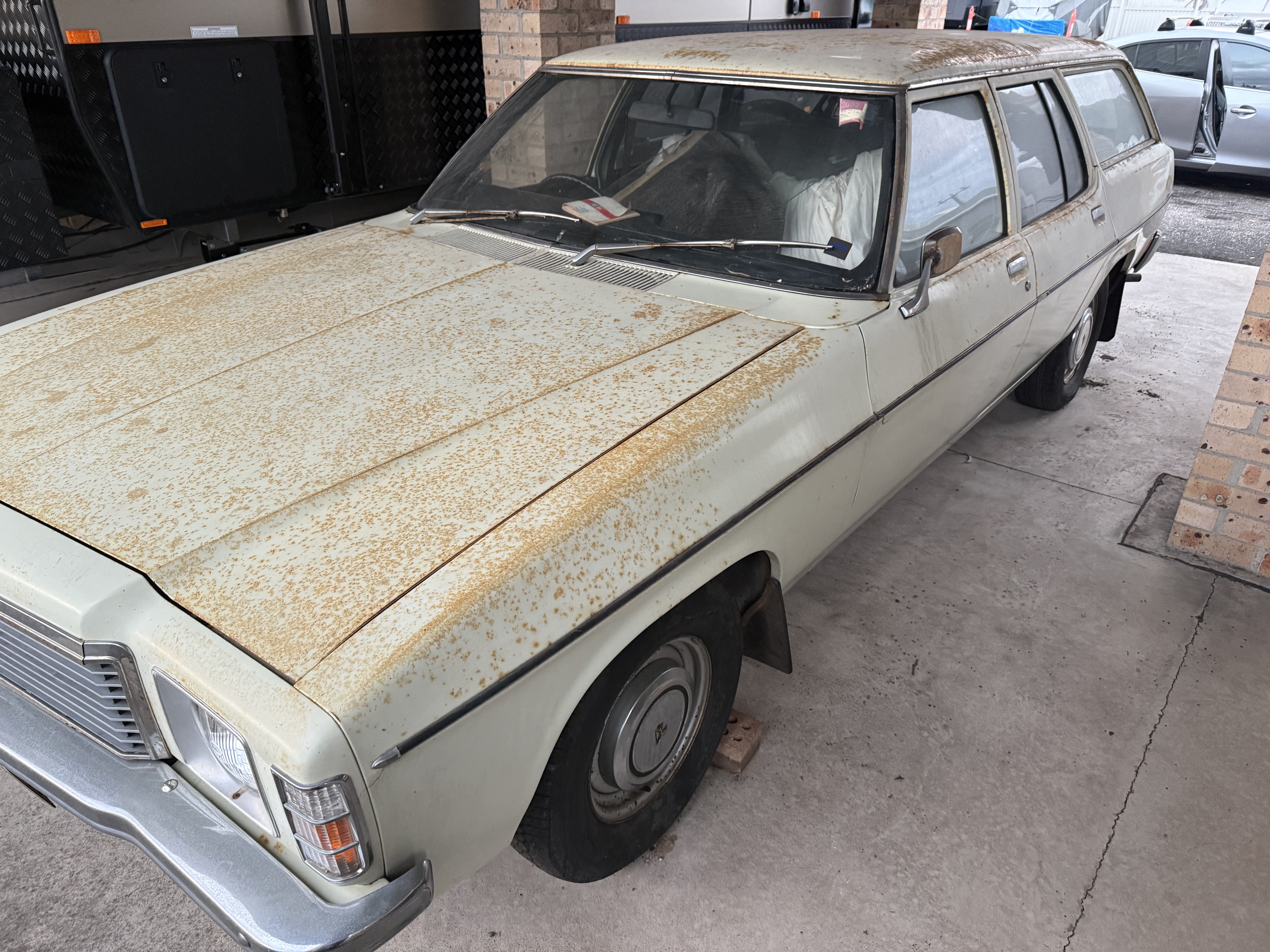 1975 HOLDEN KINGSWOOD HJ 3 SP MANUAL 4D WAGON
