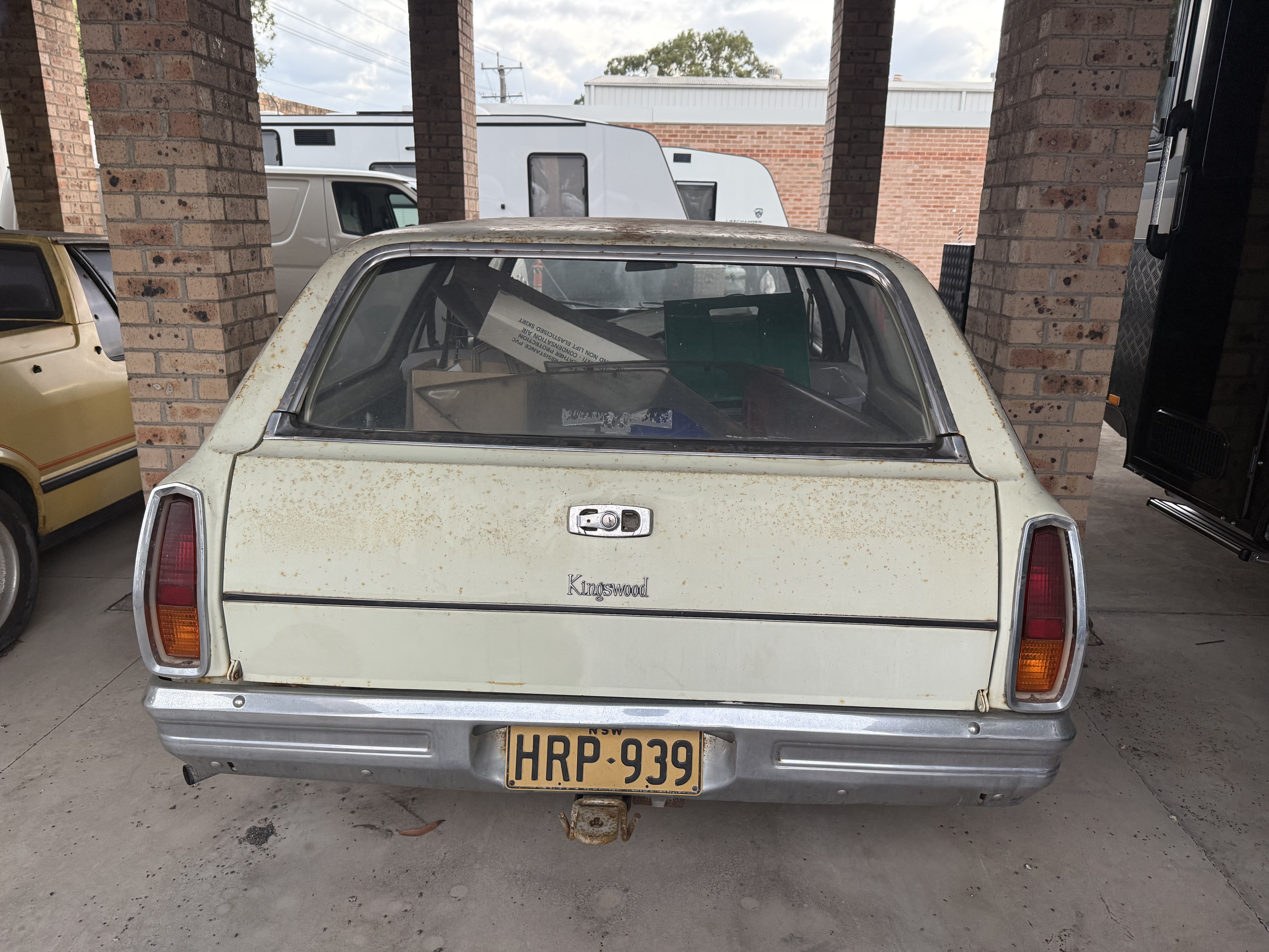 1975 HOLDEN KINGSWOOD HJ 3 SP MANUAL 4D WAGON 