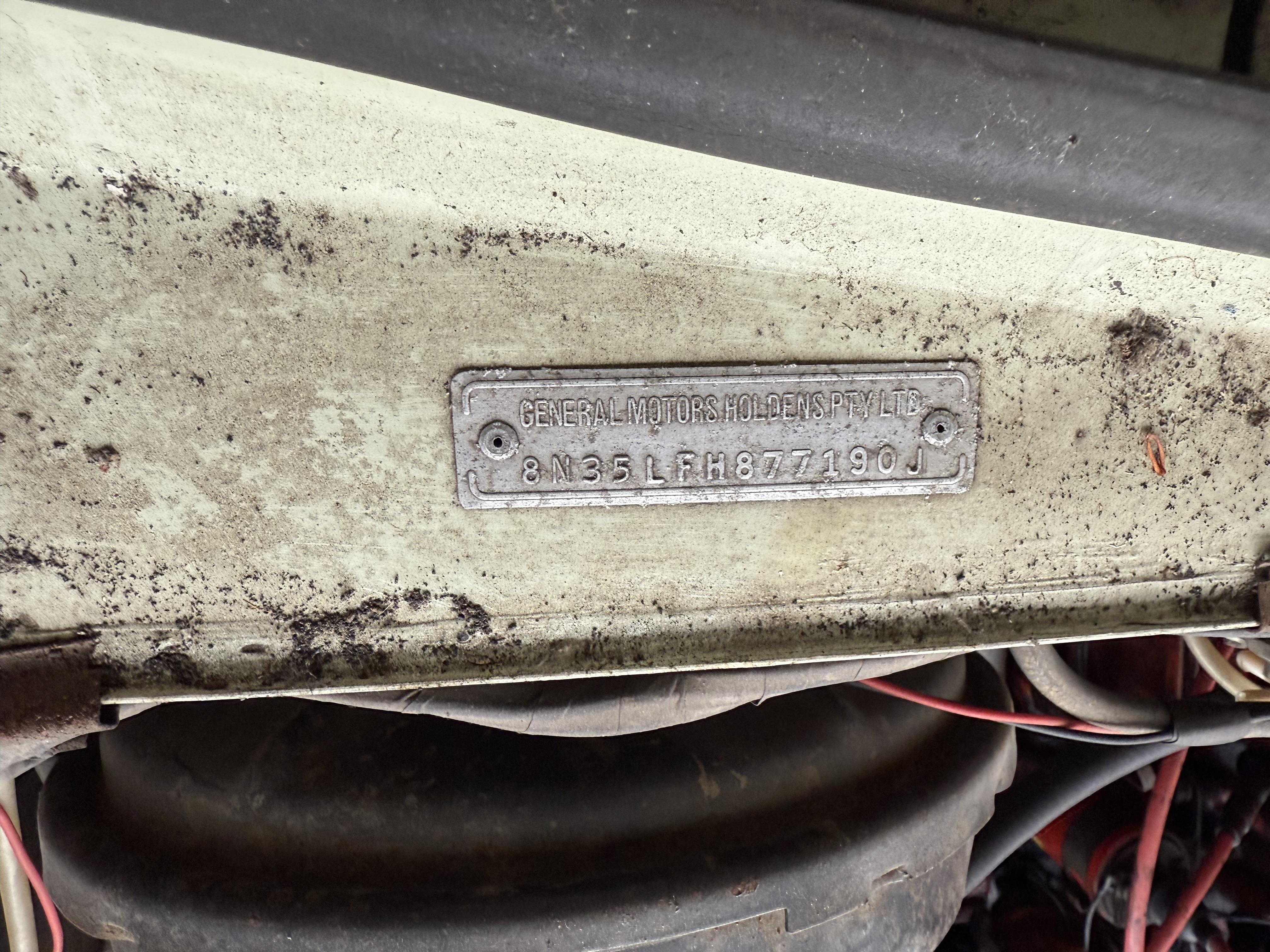1975 HOLDEN KINGSWOOD HJ 3 SP MANUAL 4D WAGON 