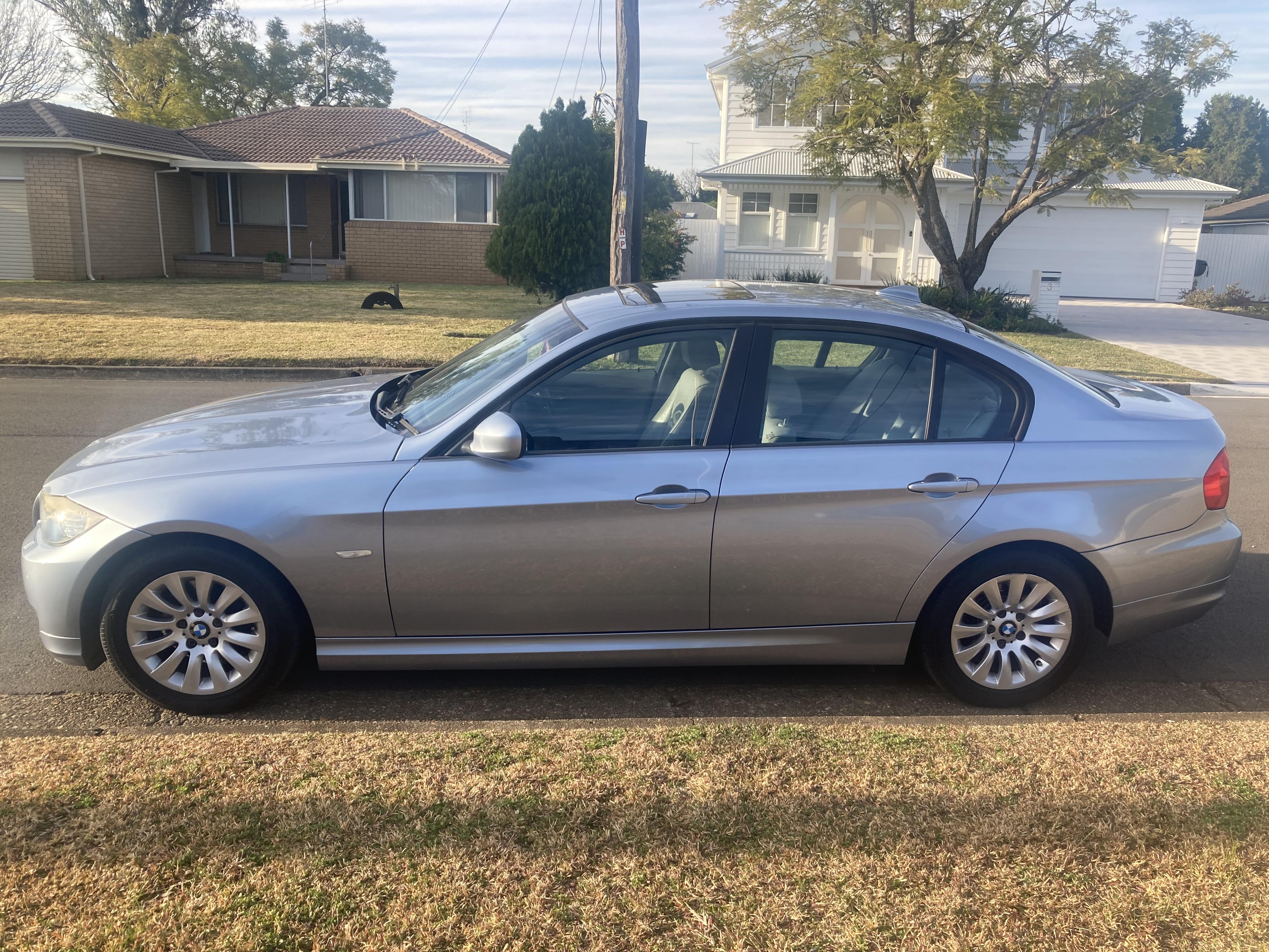 2009 BMW 3 E90 MY09 20i EXECUTIVE 6 SP AUTOMATIC STEPTRONIC 4D SEDAN