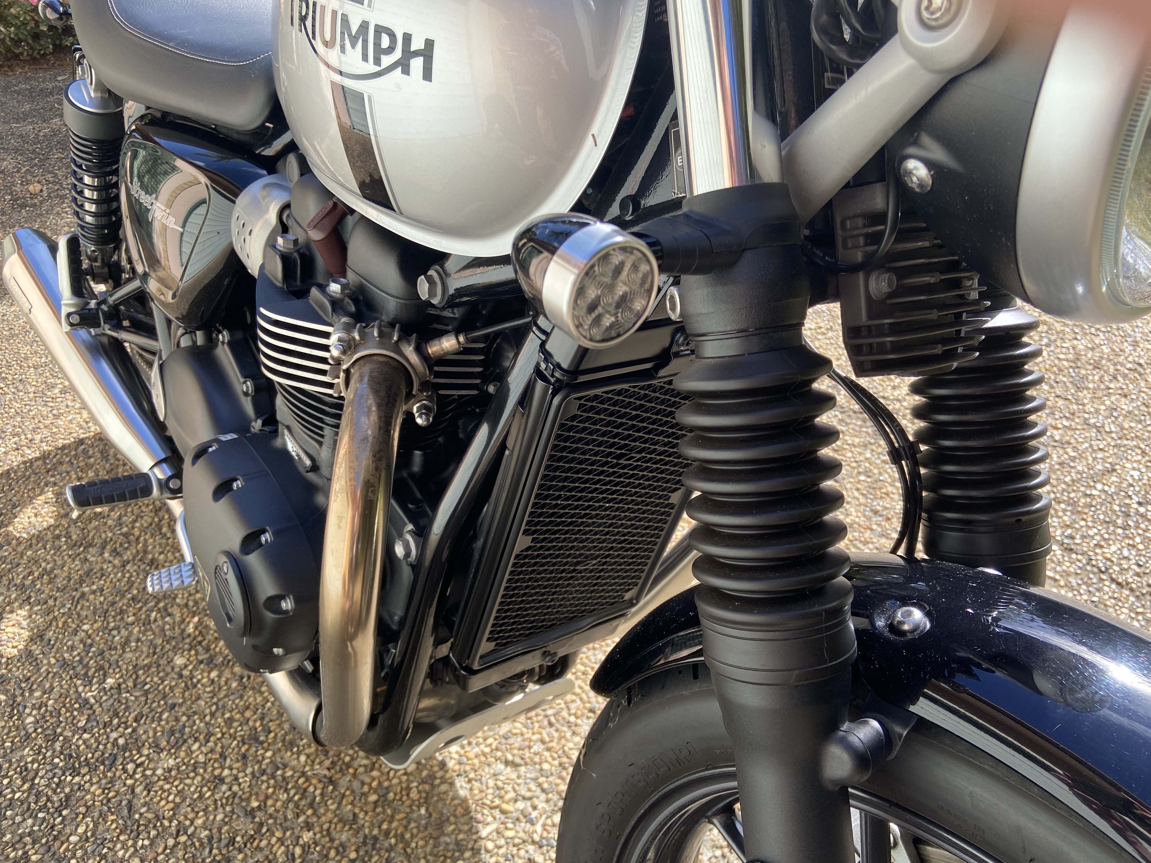 2017 TRIUMPH STREET TWIN ROAD