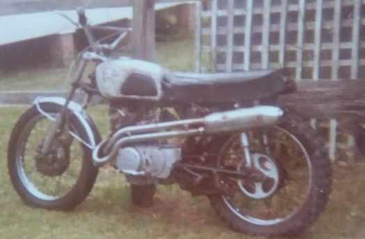 1968/69 HONDA CL OR CB 175CC KO PARTS OR DONER BIKE