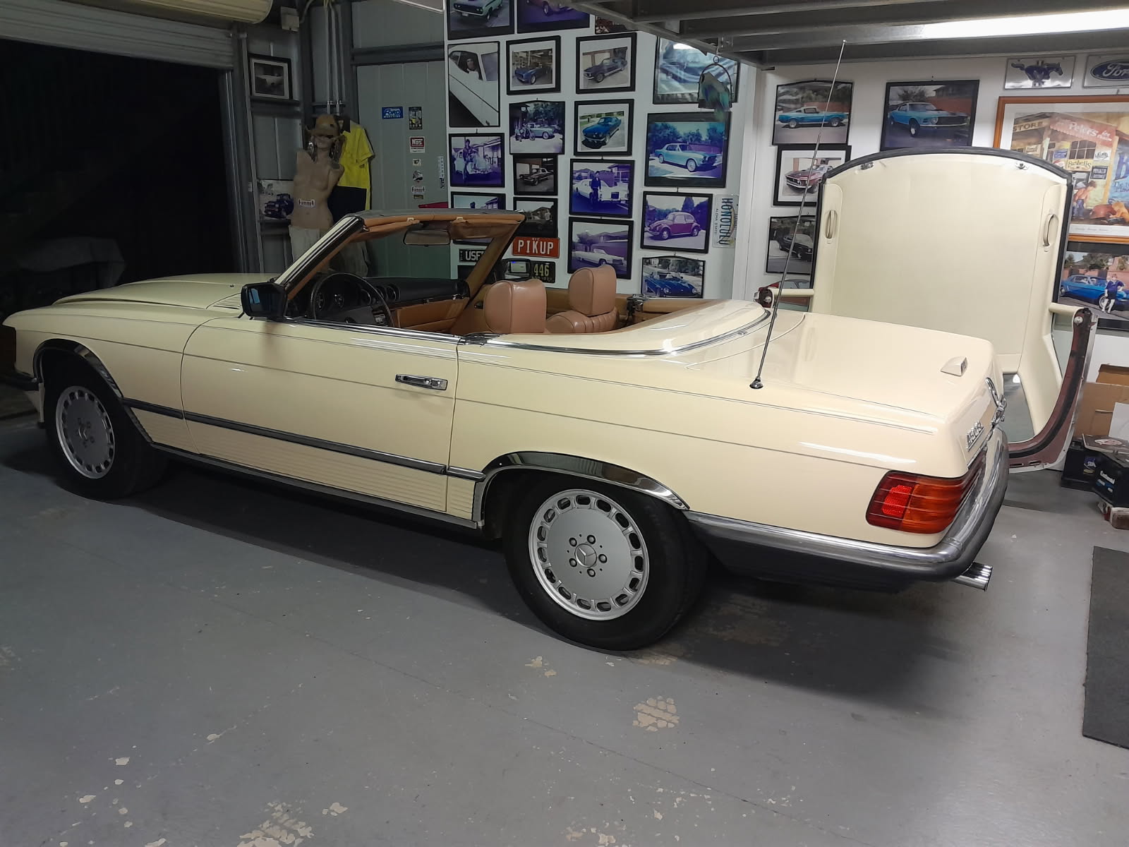 1980 MERCEDES-BENZ 450 SL 3 SP AUTOMATIC 2D CONVERTIBLE