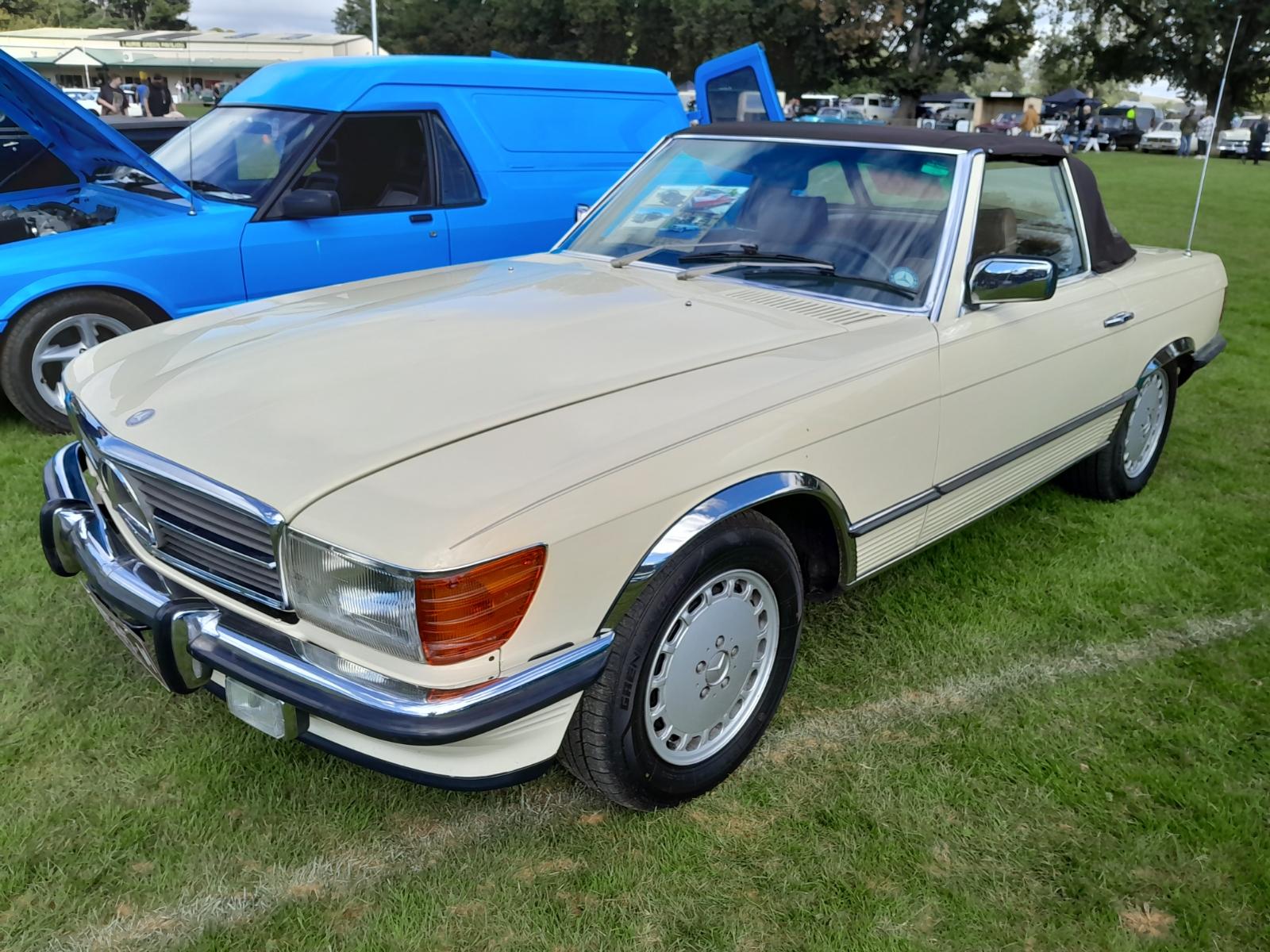 1980 MERCEDES-BENZ 450 SL 3 SP AUTOMATIC 2D CONVERTIBLE