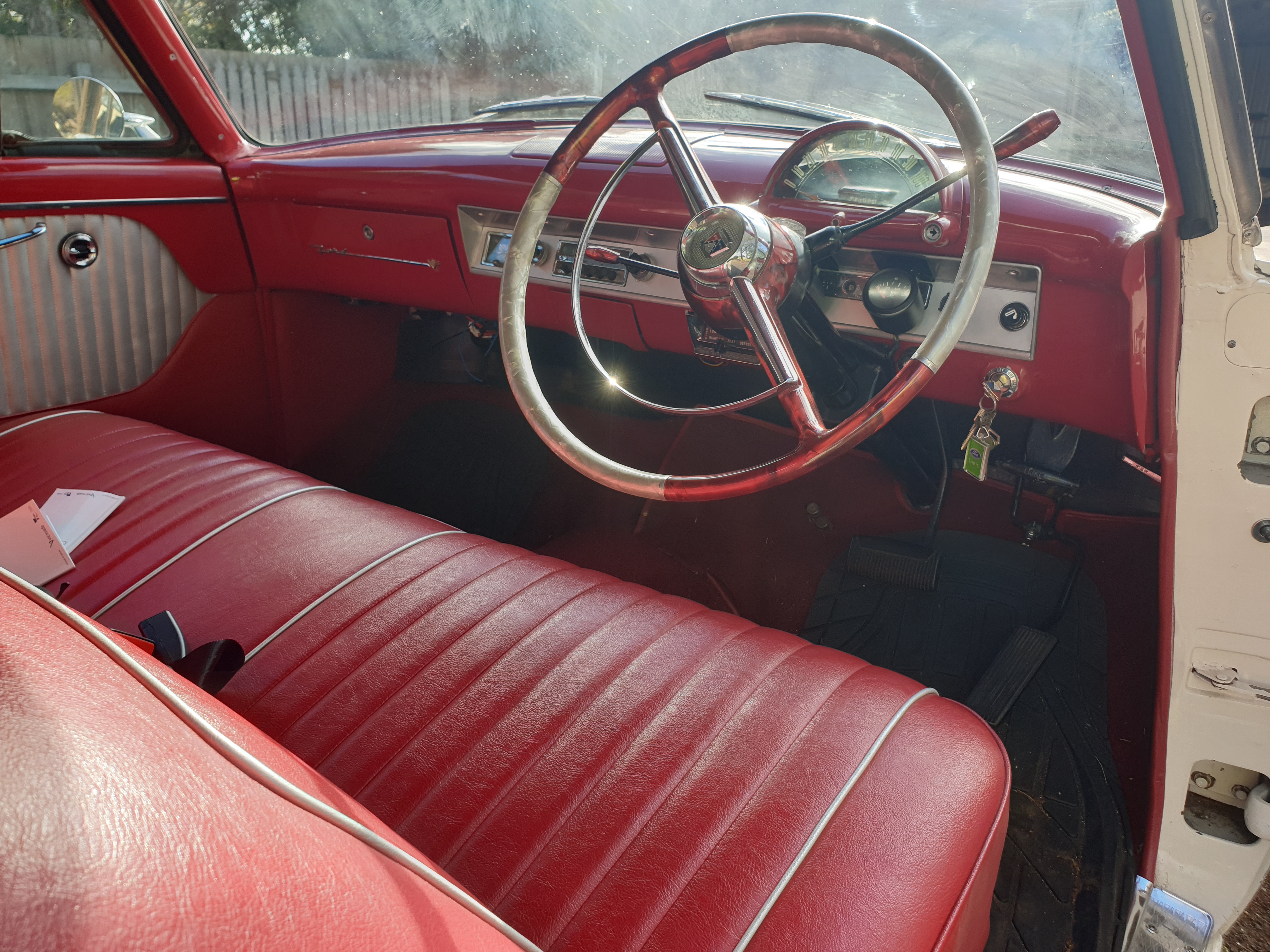 1954 FORD CRESTLINE SUNLINER CONVERTIBLE 