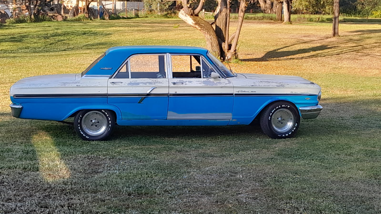 1964 FORD FAIRLANE 500 3 SP MANUAL 4D SEDAN