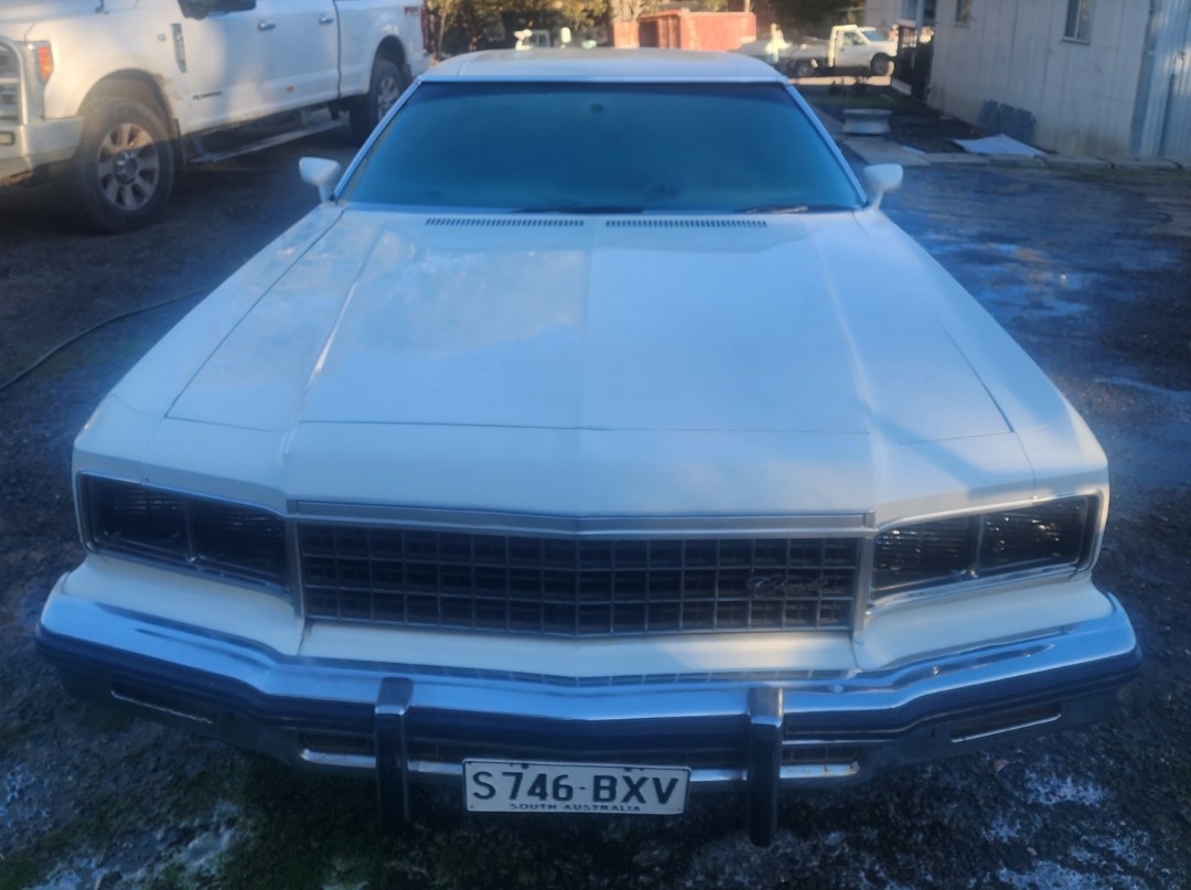 1976 CHEVROLET CAPRICE COUPE 