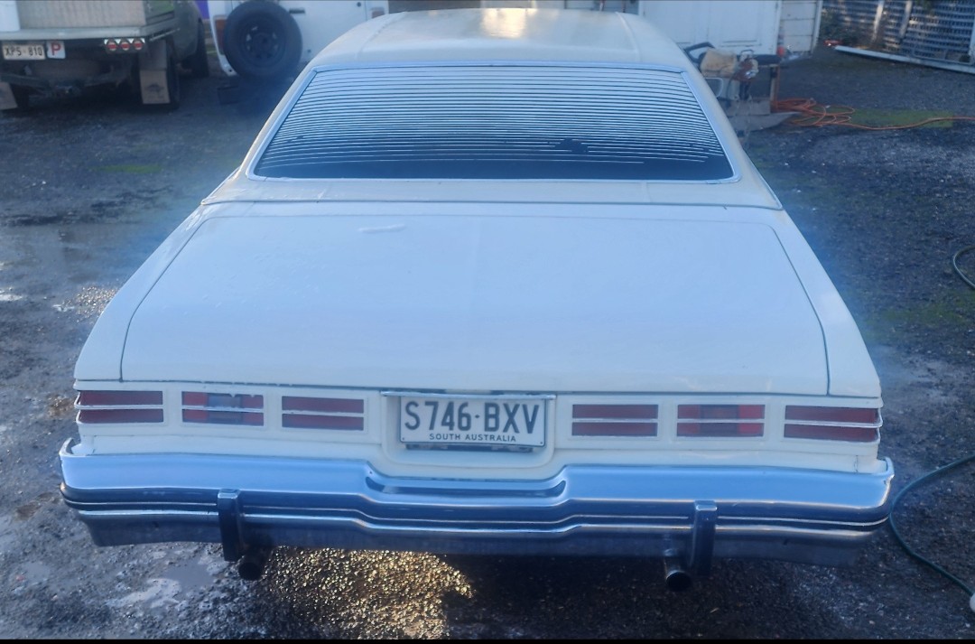 1976 CHEVROLET CAPRICE COUPE 