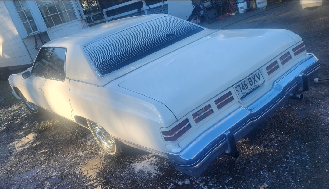1976 CHEVROLET CAPRICE COUPE 
