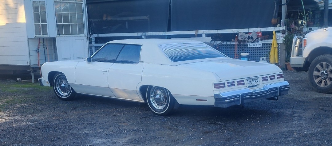 1976 CHEVROLET CAPRICE COUPE