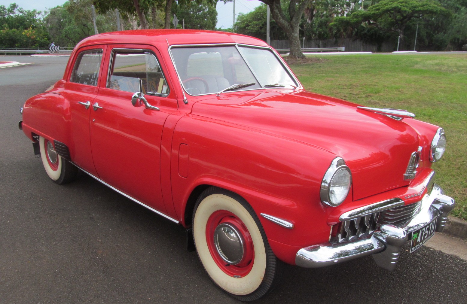 1947 STUDEBAKER CHAMPION SEDAN