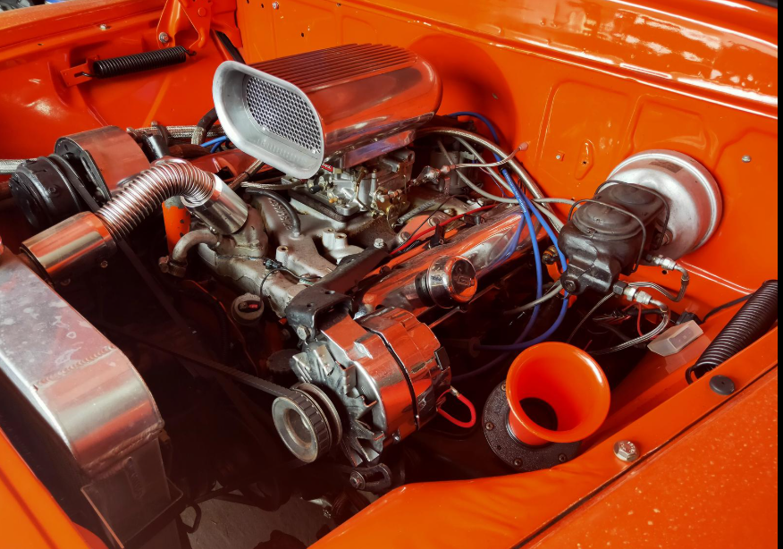 1958 CHEVROLET APACHE 2D UTILITY