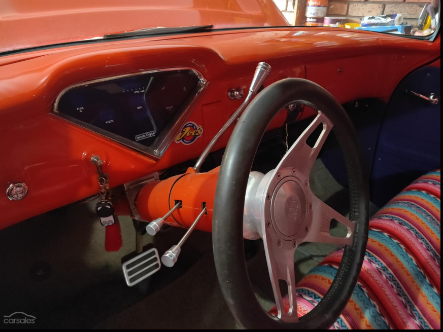 1958 CHEVROLET APACHE 2D UTILITY