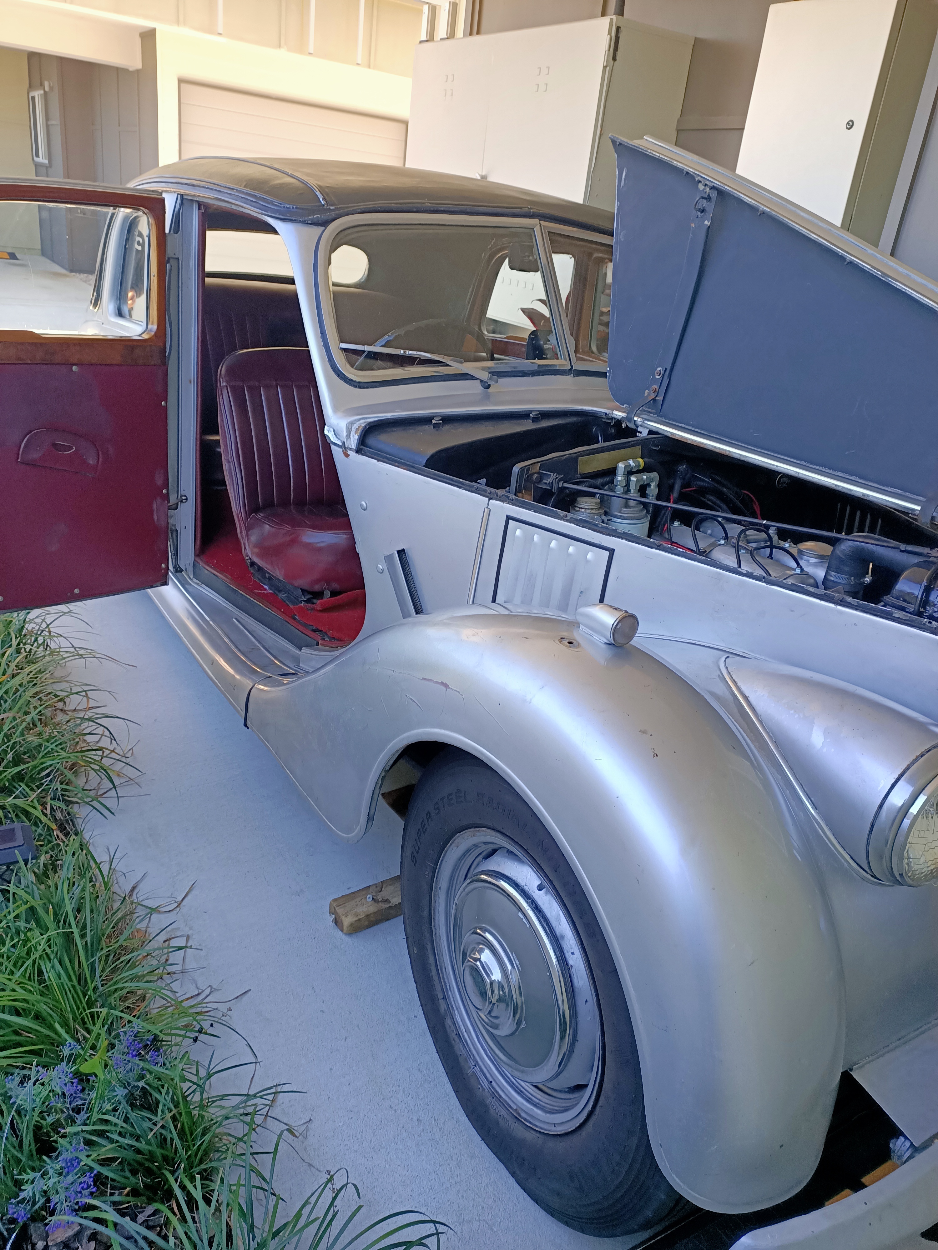 1951 RILEY RMA 1.5 L SEDAN