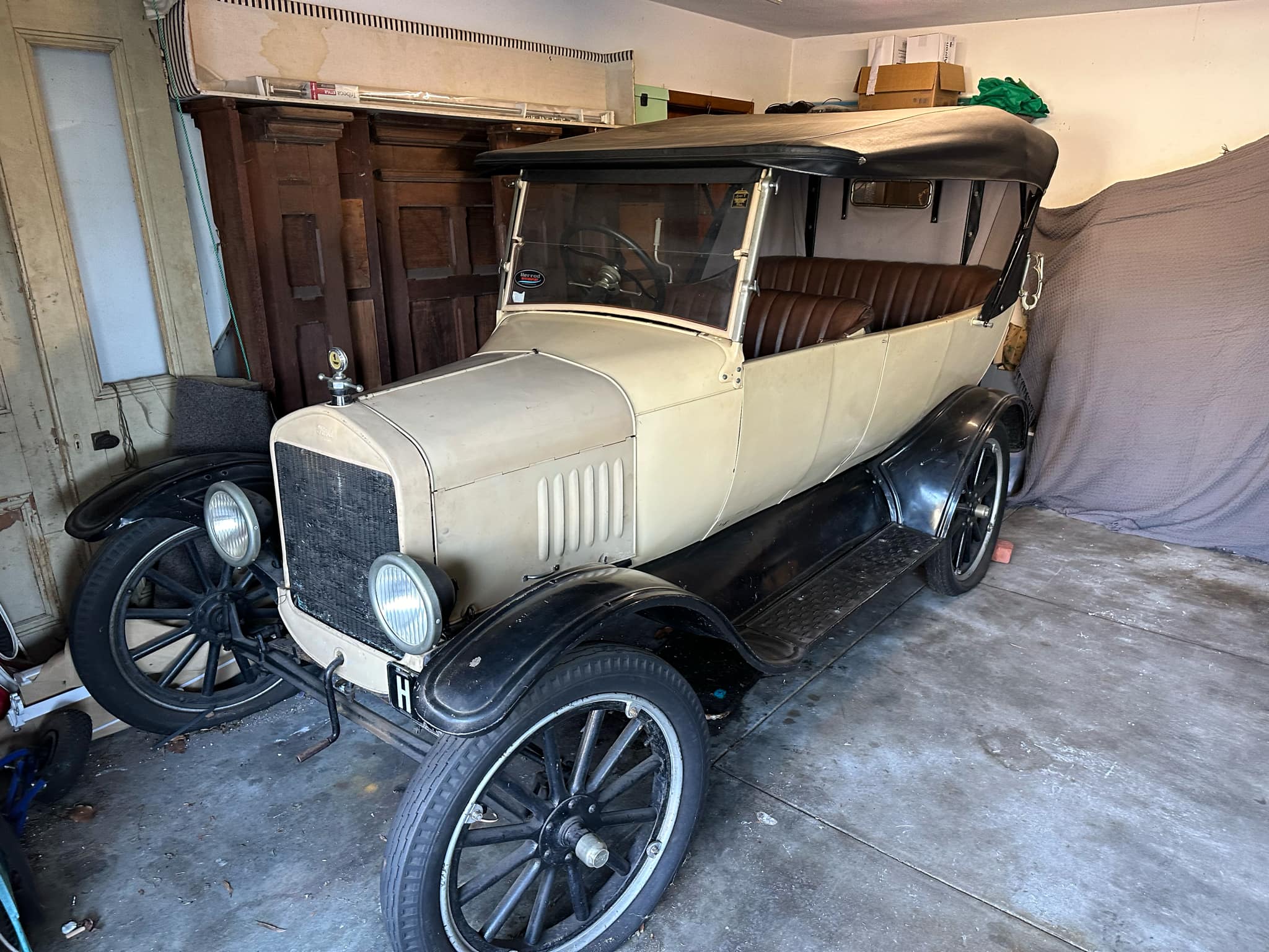 1923 FORD MODEL T TOURER