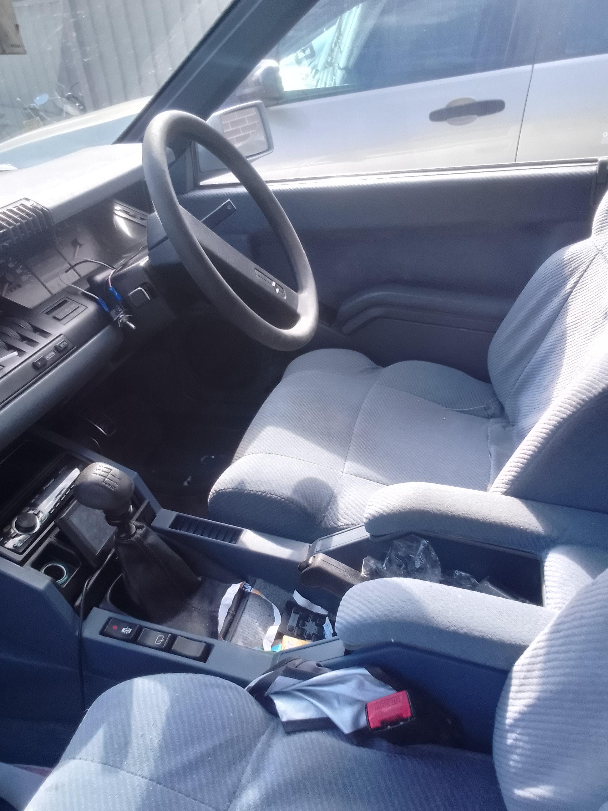 1990 RENAULT 25 GTX SEDAN