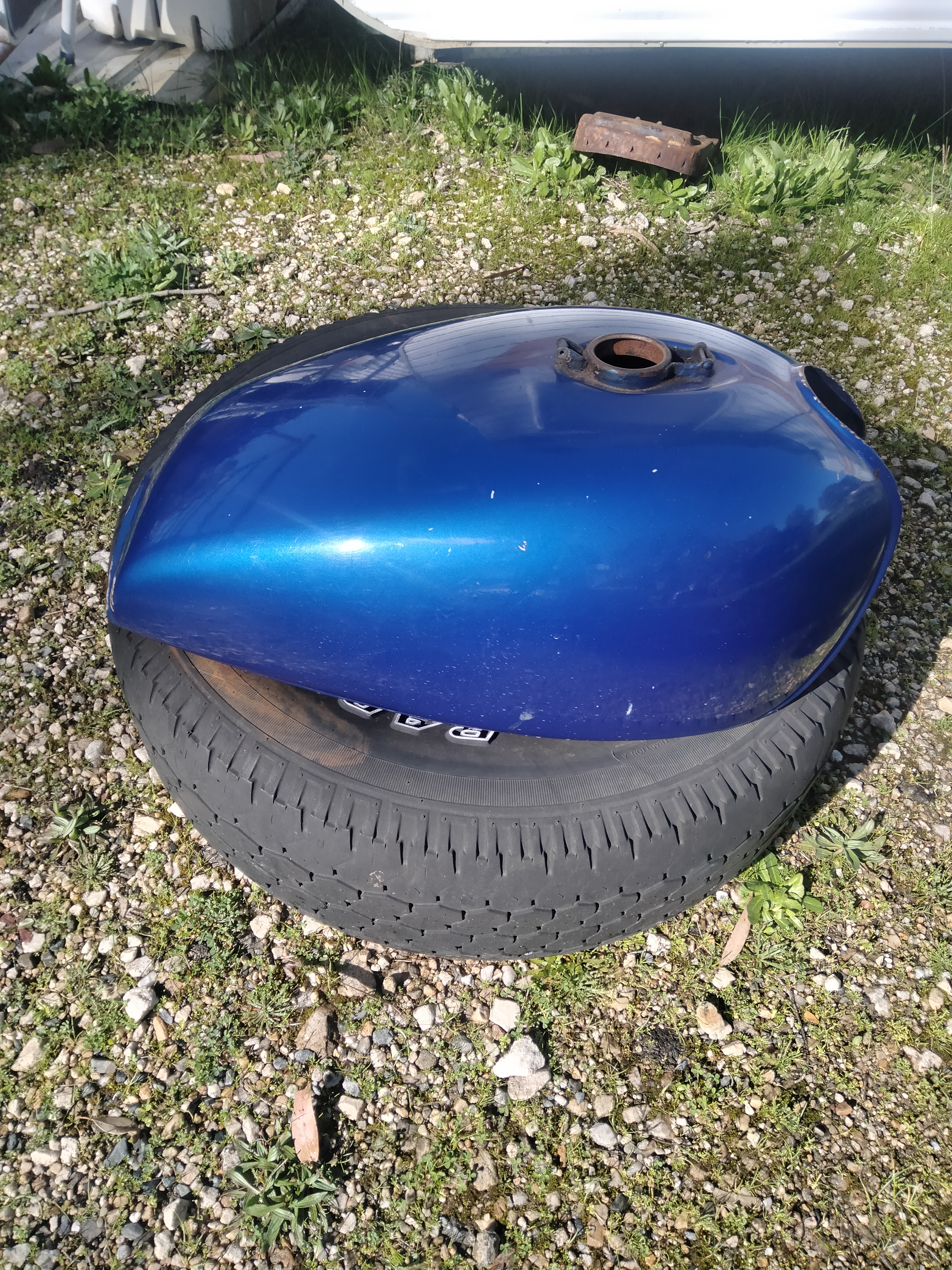 KAWASAKI Z900 A4 FUEL TANK