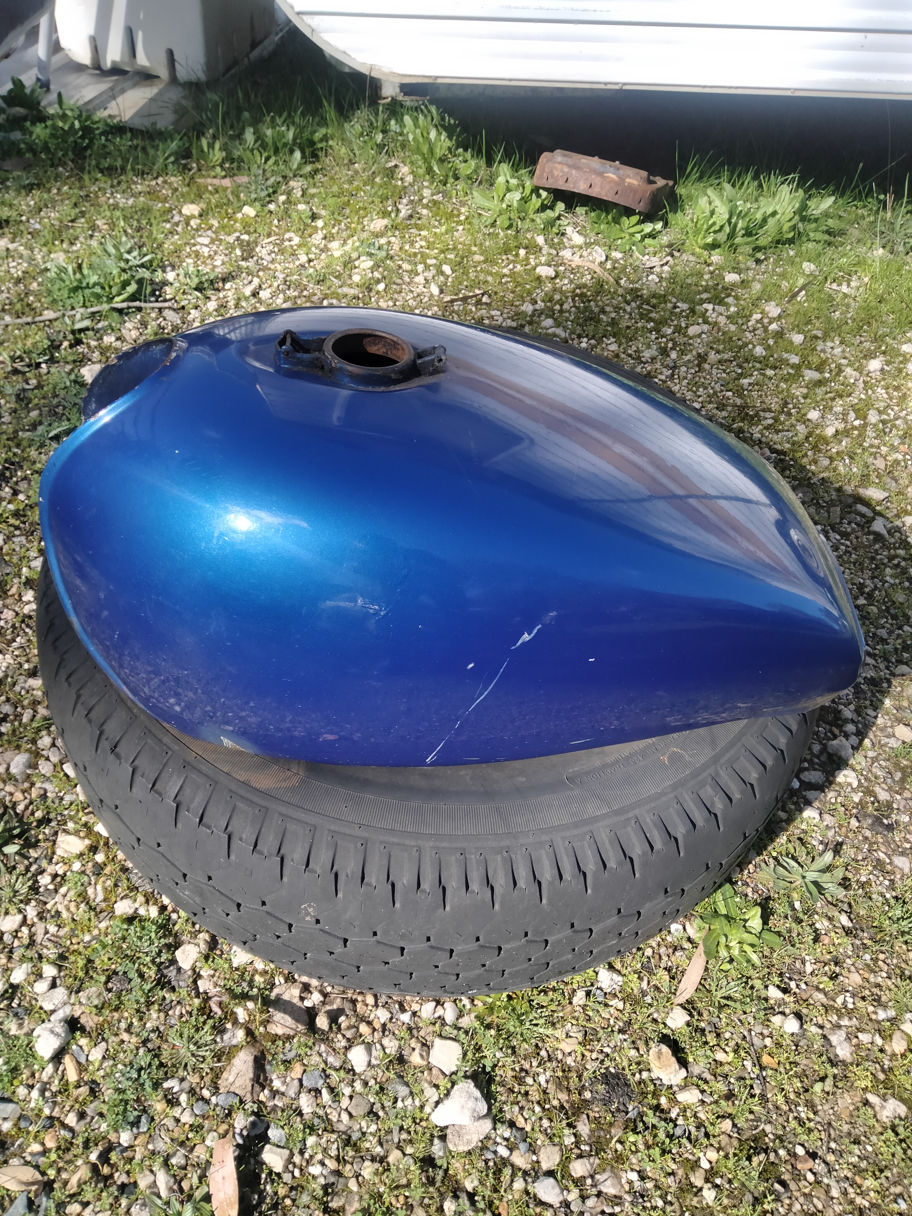 KAWASAKI Z900 A4 FUEL TANK