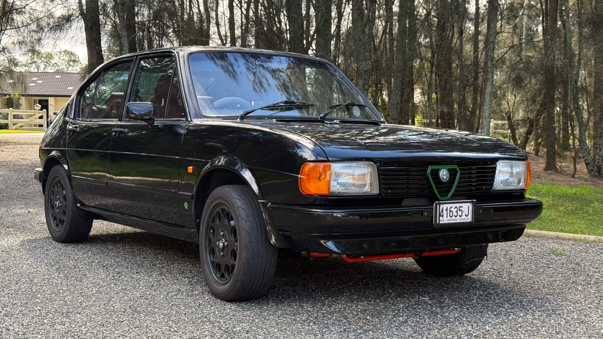 1982 ALFA ROMEO ALFASUD GREEN CLOVER LEAF SEDAN