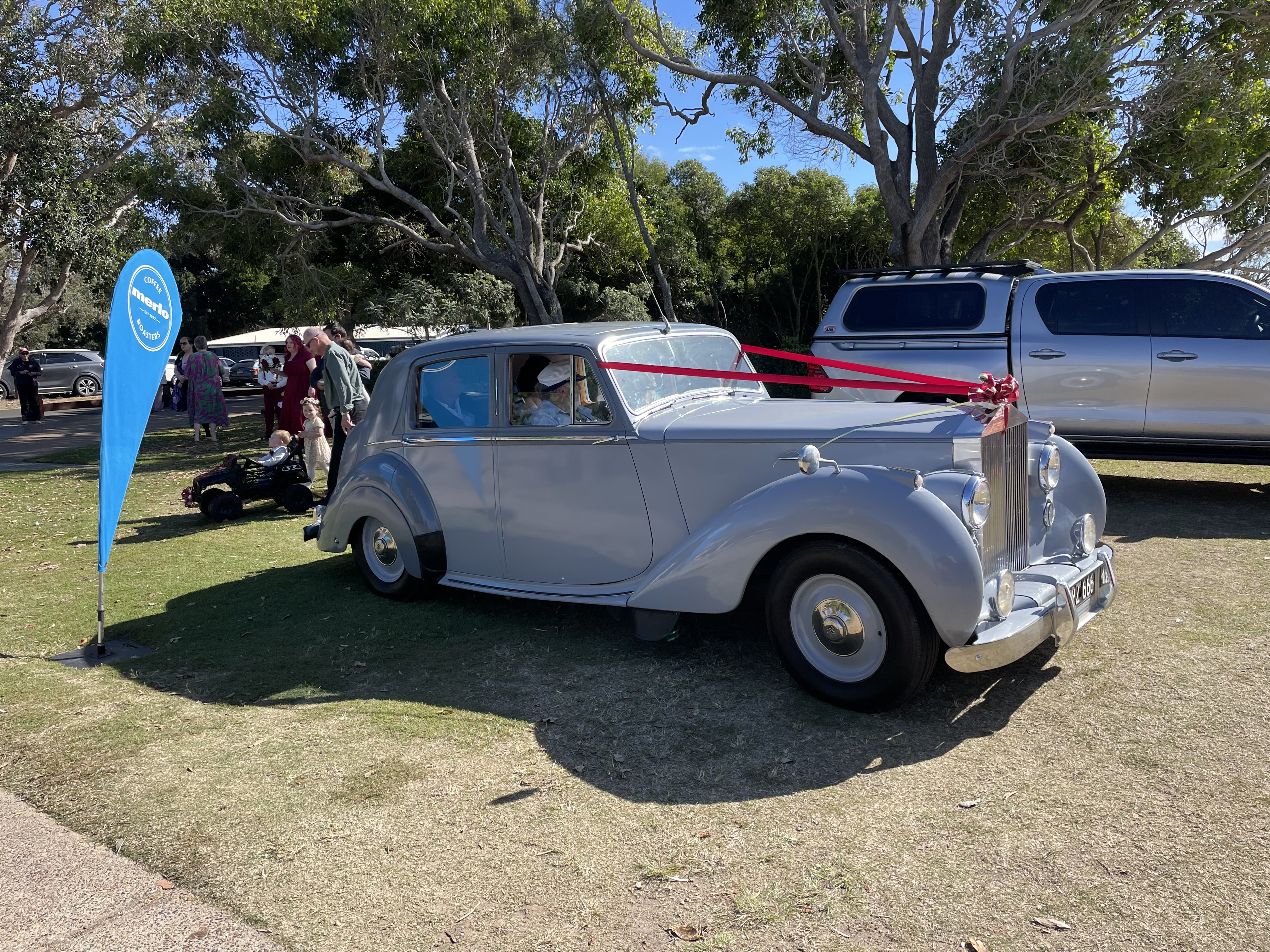 1949 ROLLS-ROYCE SILVER DAWN SEDAN