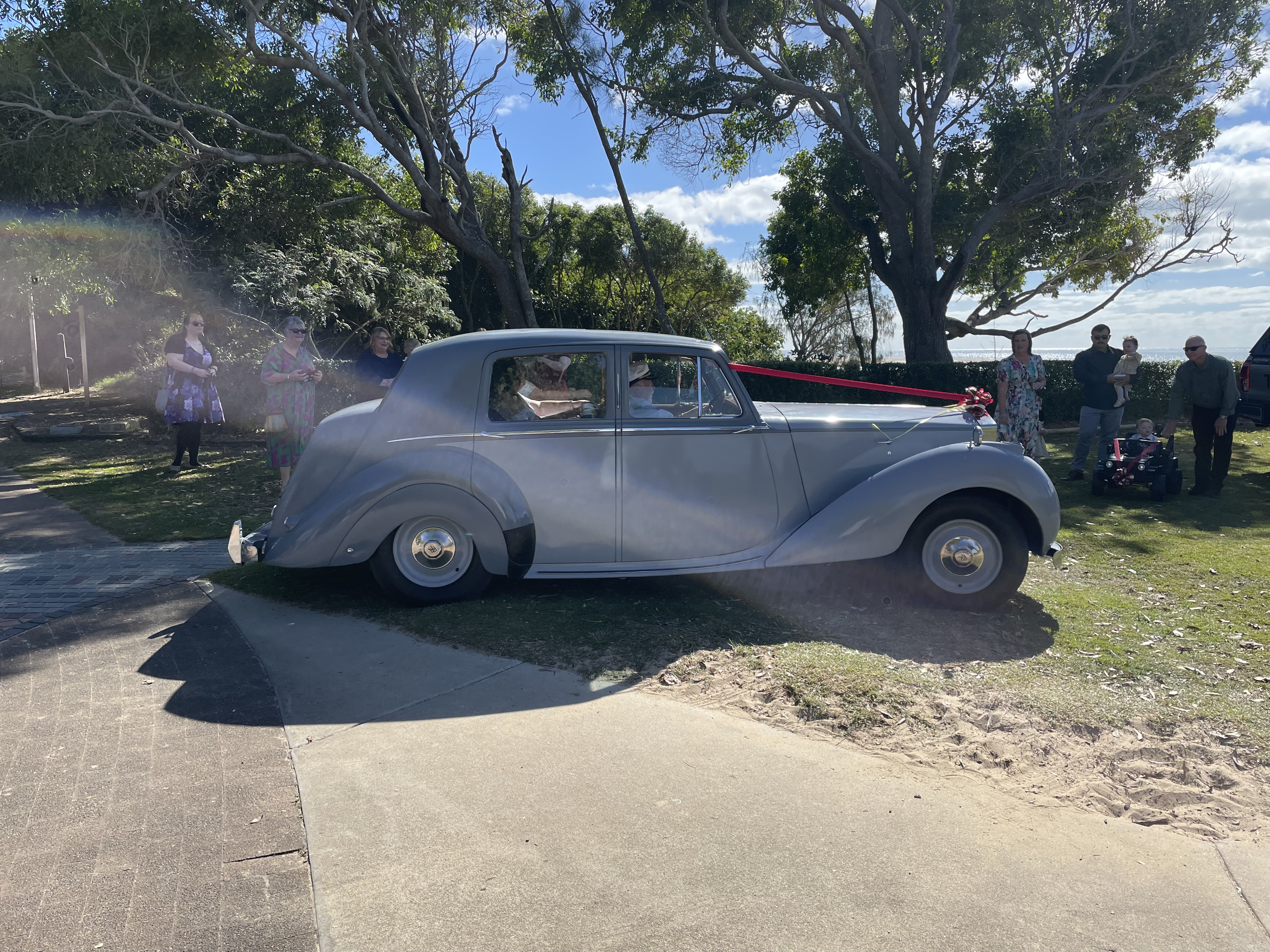 1949 ROLLS-ROYCE SILVER DAWN SEDAN