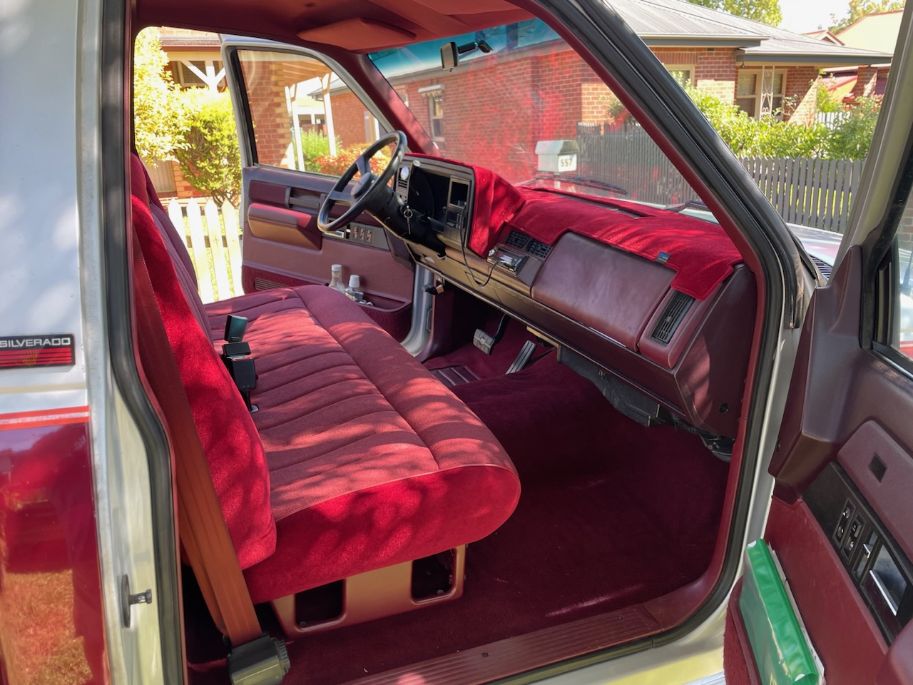 1988 CHEVROLET SILVERADO C3500 PICK UP