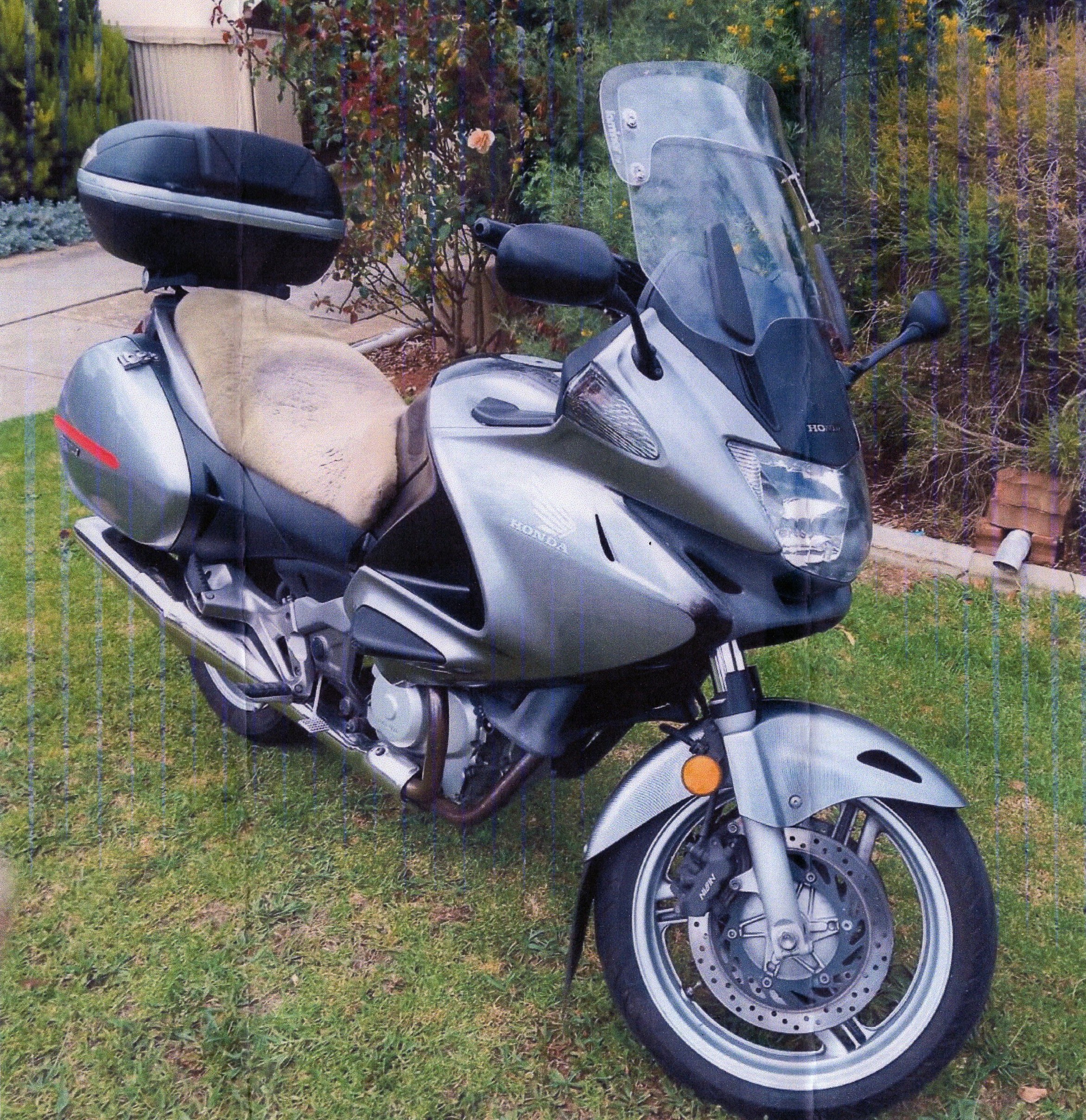 2009 HONDA NT700V DEAUVILLE ROAD