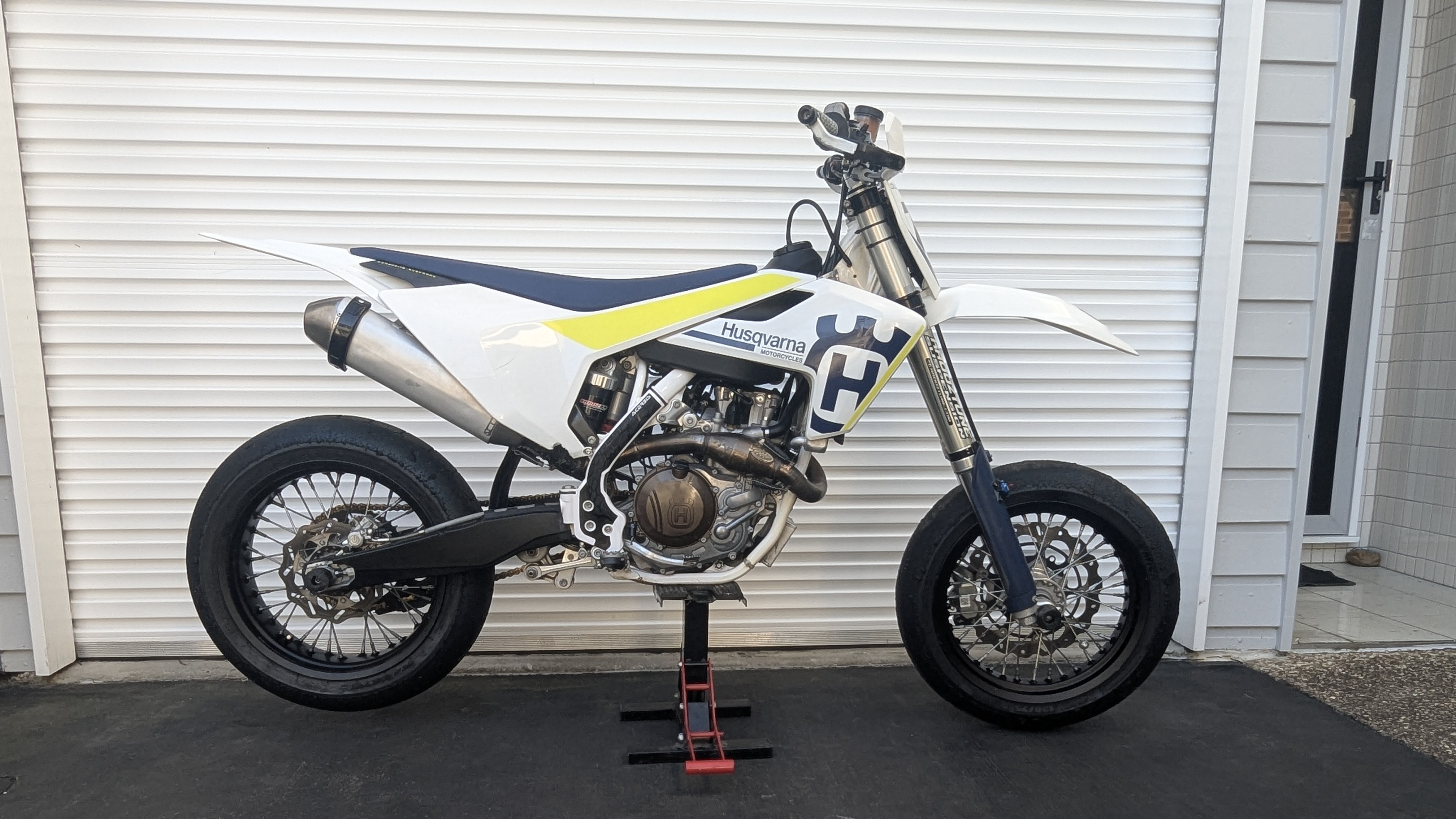 2017 HUSQVARNA FS450 SUPERMOTARD
