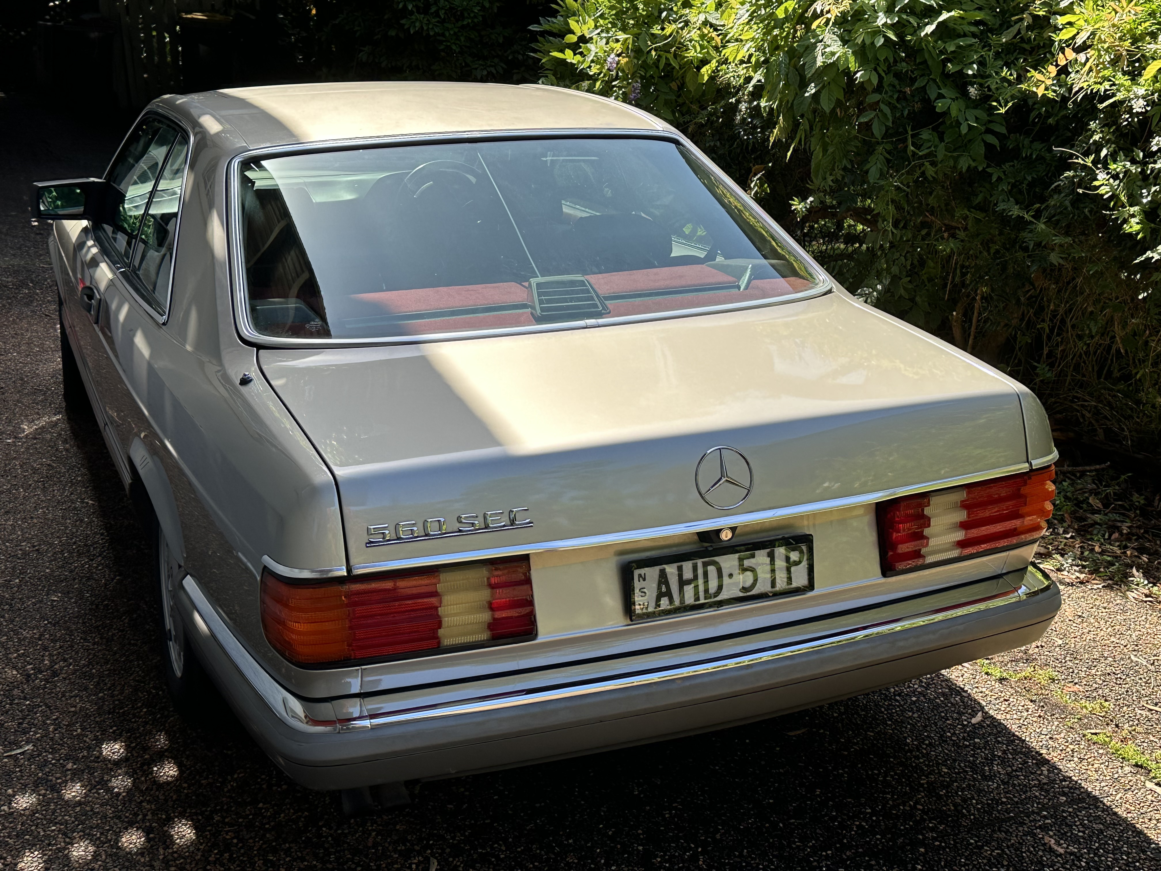 1989 MERCEDES-BENZ 560 SEC 2D COUPE 