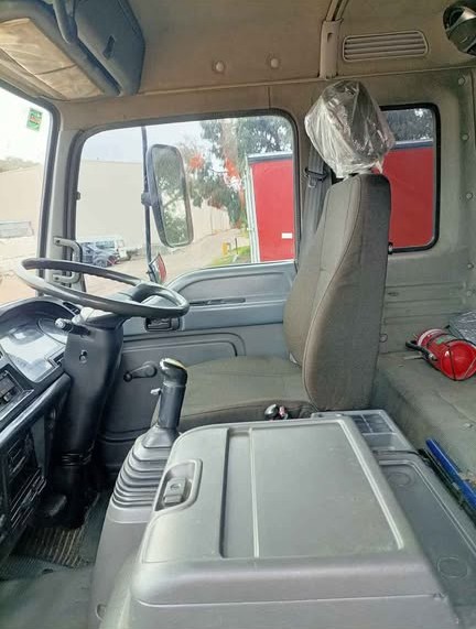 2001 ISUZU FVM FY 1400 LONG 9 SP MANUAL C/CHAS