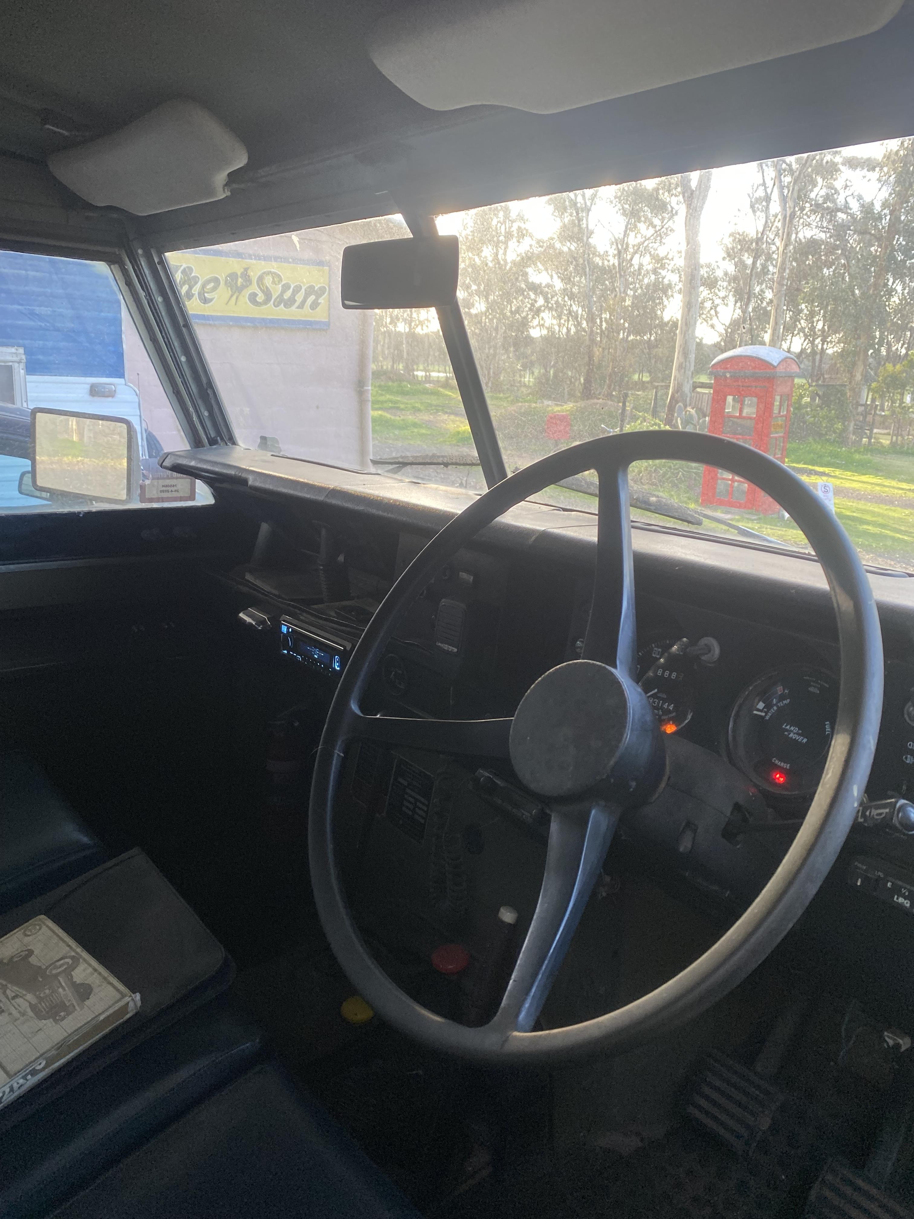 1979 LAND ROVER SIII 4X4 2D SOFTTOP