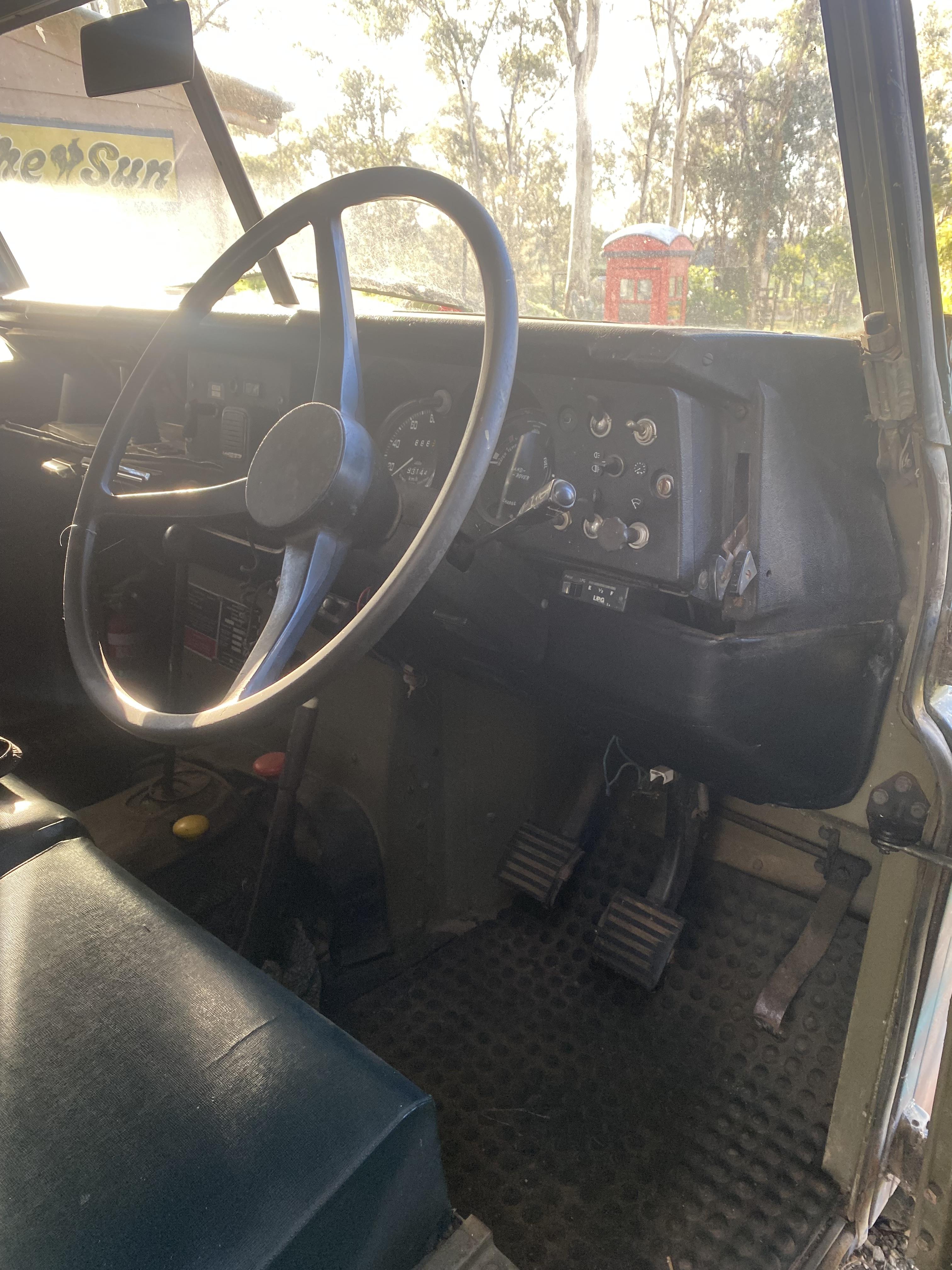 1979 LAND ROVER SIII 4X4 2D SOFTTOP