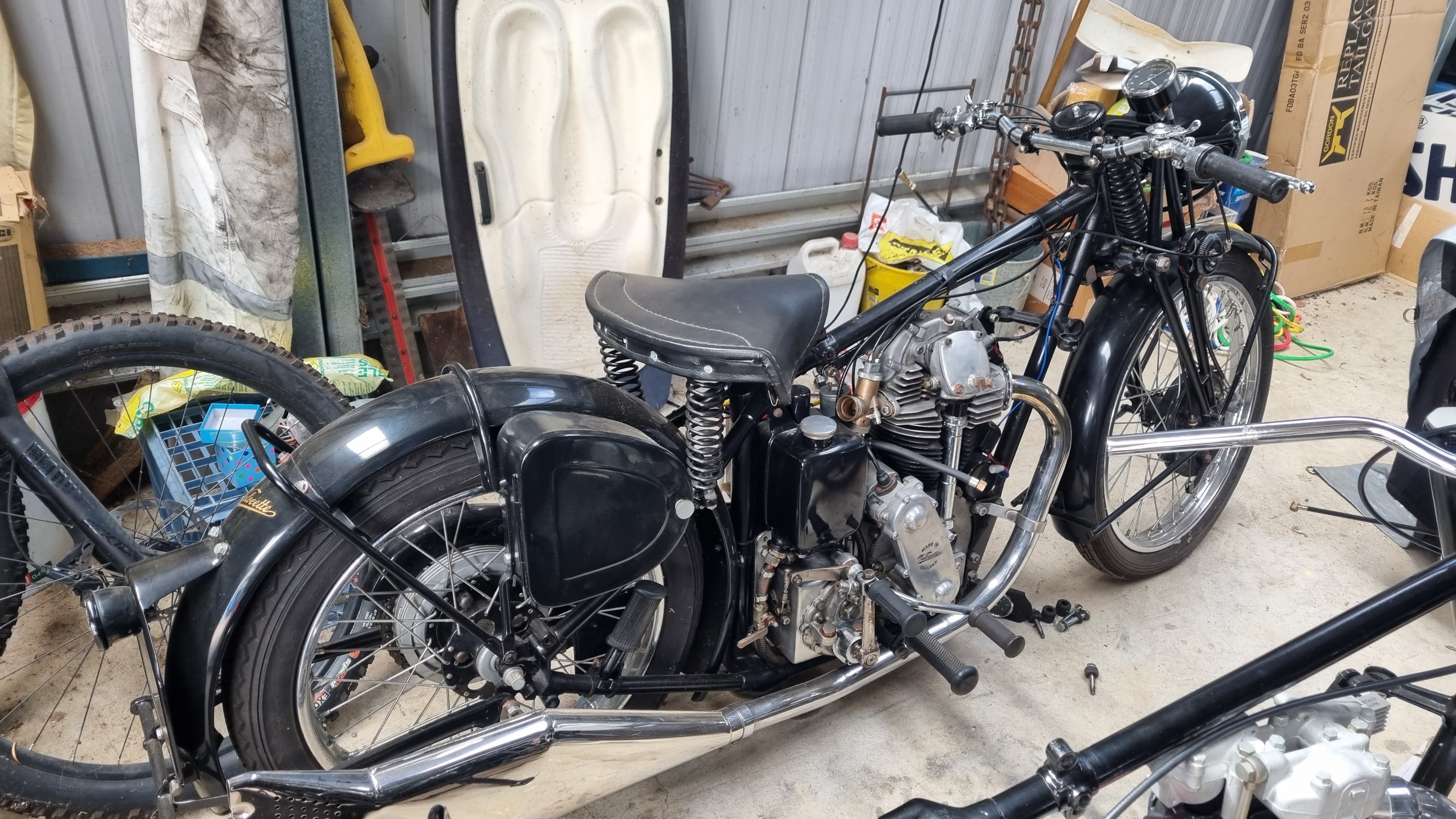 1947 VELOCETTE KSS NORM TRIGGS ROAD 