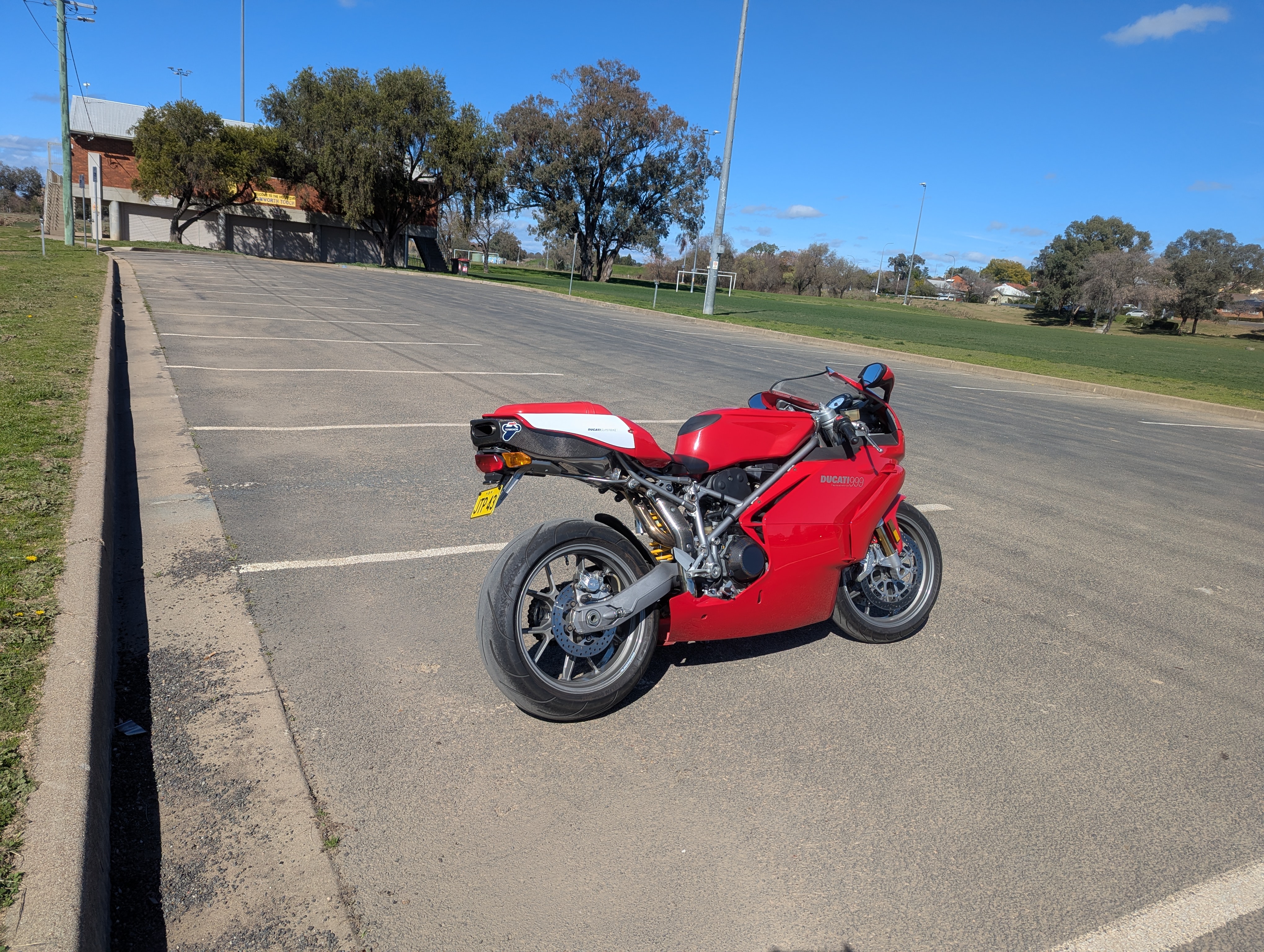 2002 DUCATI 999 SPORTS