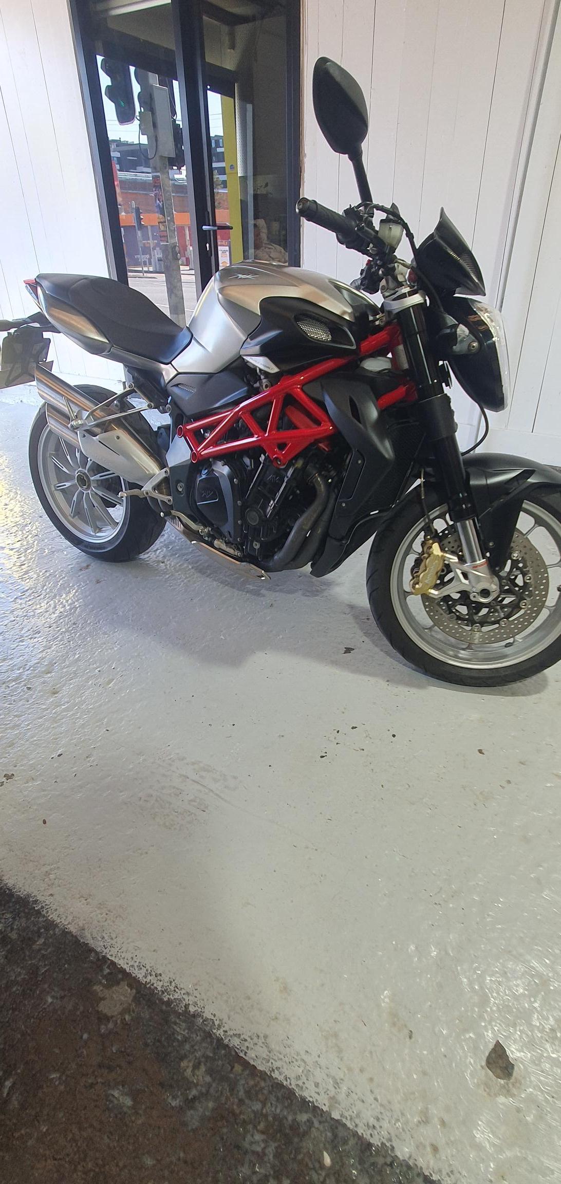 2013 M.V. AGUSTA BRUTALE 1090 R SPORTS