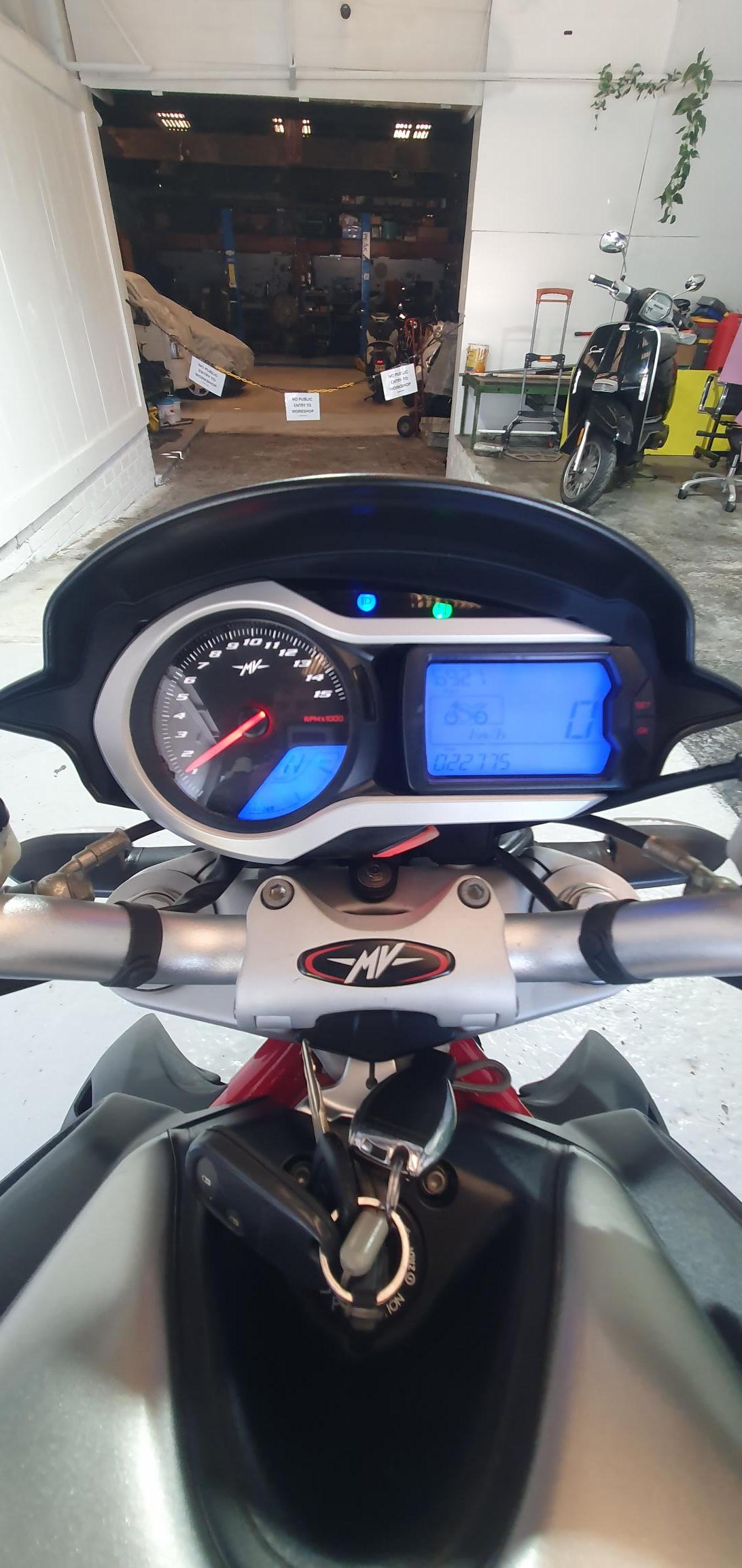 2013 M.V. AGUSTA BRUTALE 1090 R SPORTS