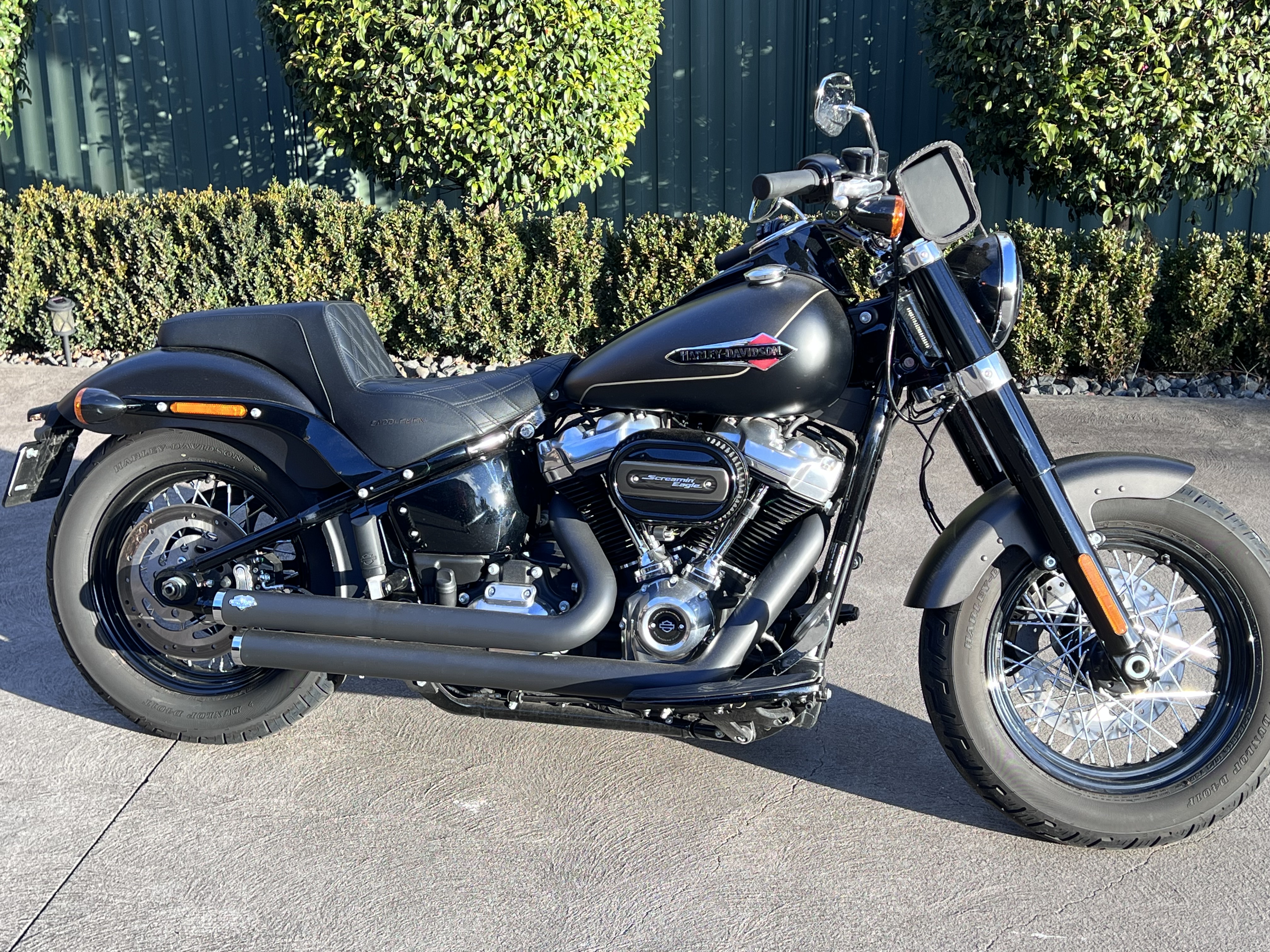 2021 HARLEY-DAVIDSON FLSL SOFTAIL SLIM (107) CRUISER 
