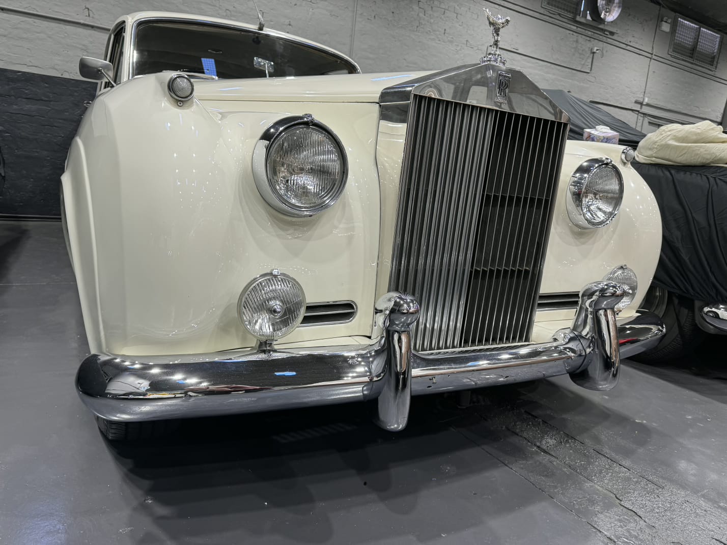 1958 ROLLS-ROYCE SILVER CLOUD I 4D SEDAN