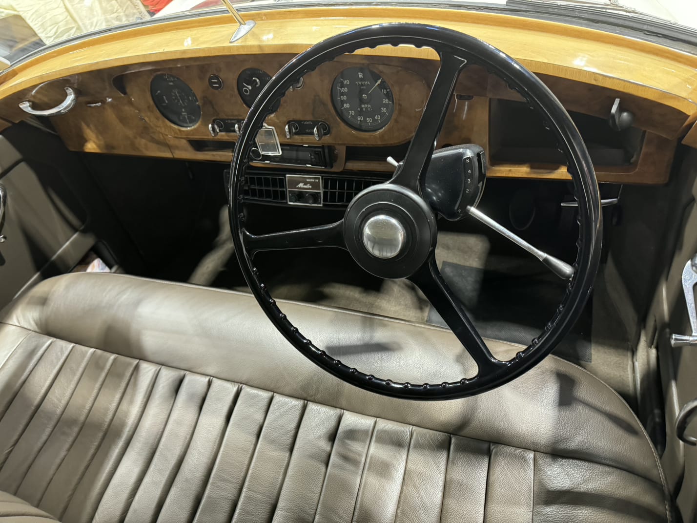 1958 ROLLS-ROYCE SILVER CLOUD I 4D SEDAN