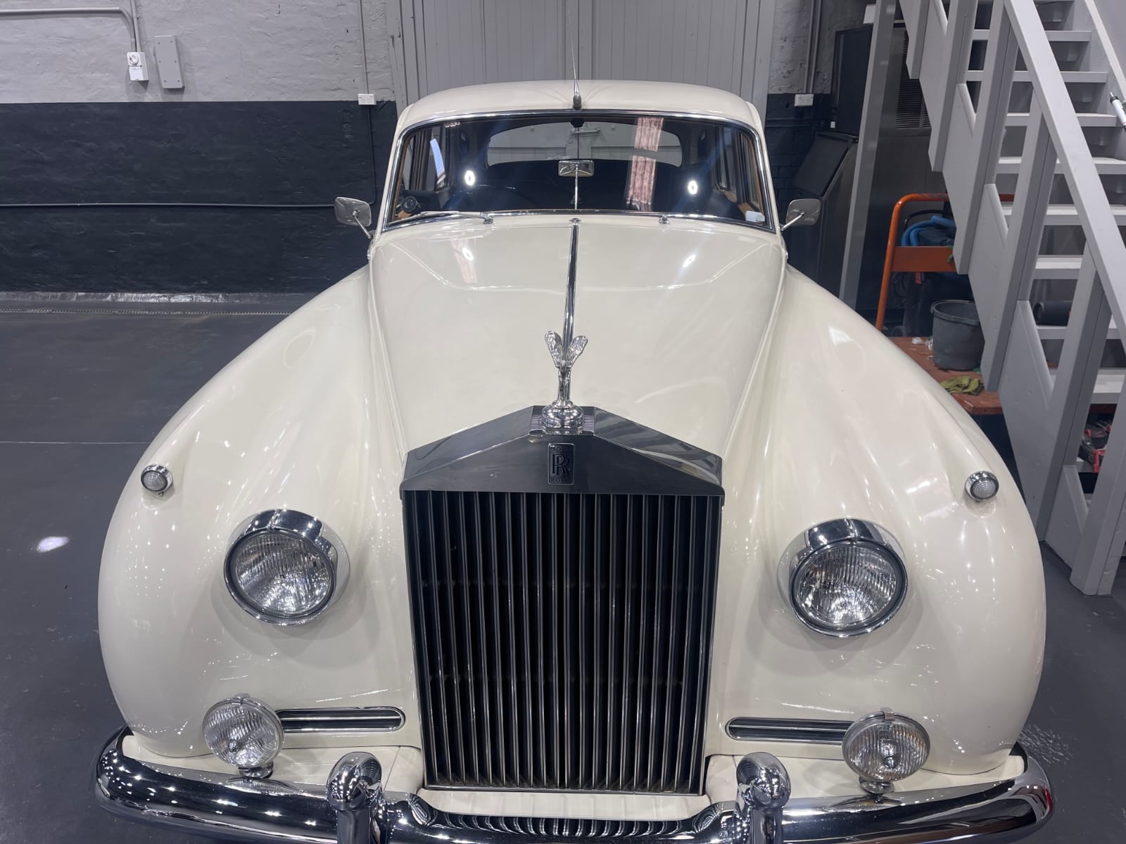 1958 ROLLS-ROYCE SILVER CLOUD I 4D SEDAN